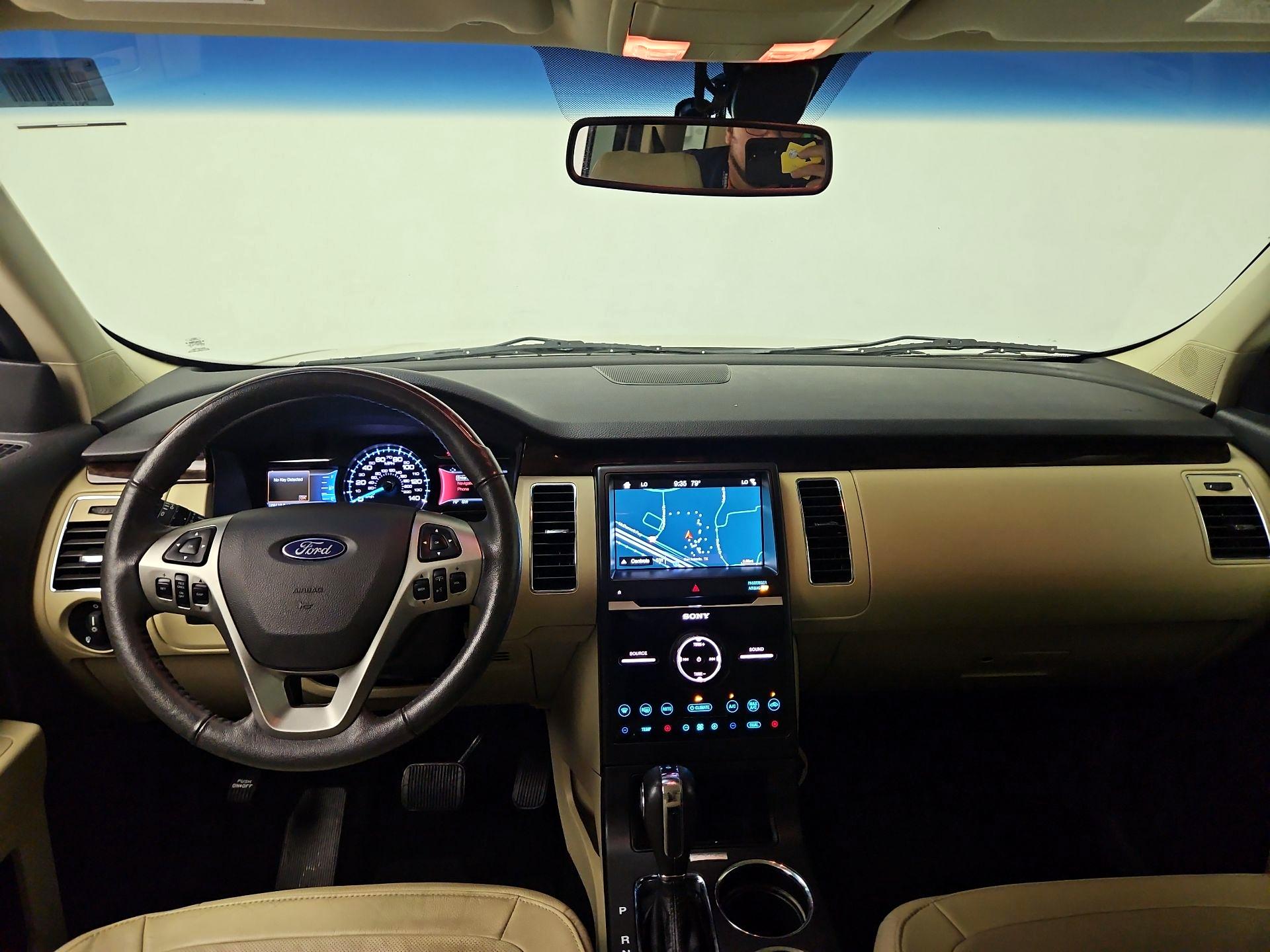 Thumbnail: 2018 Ford Flex - 9