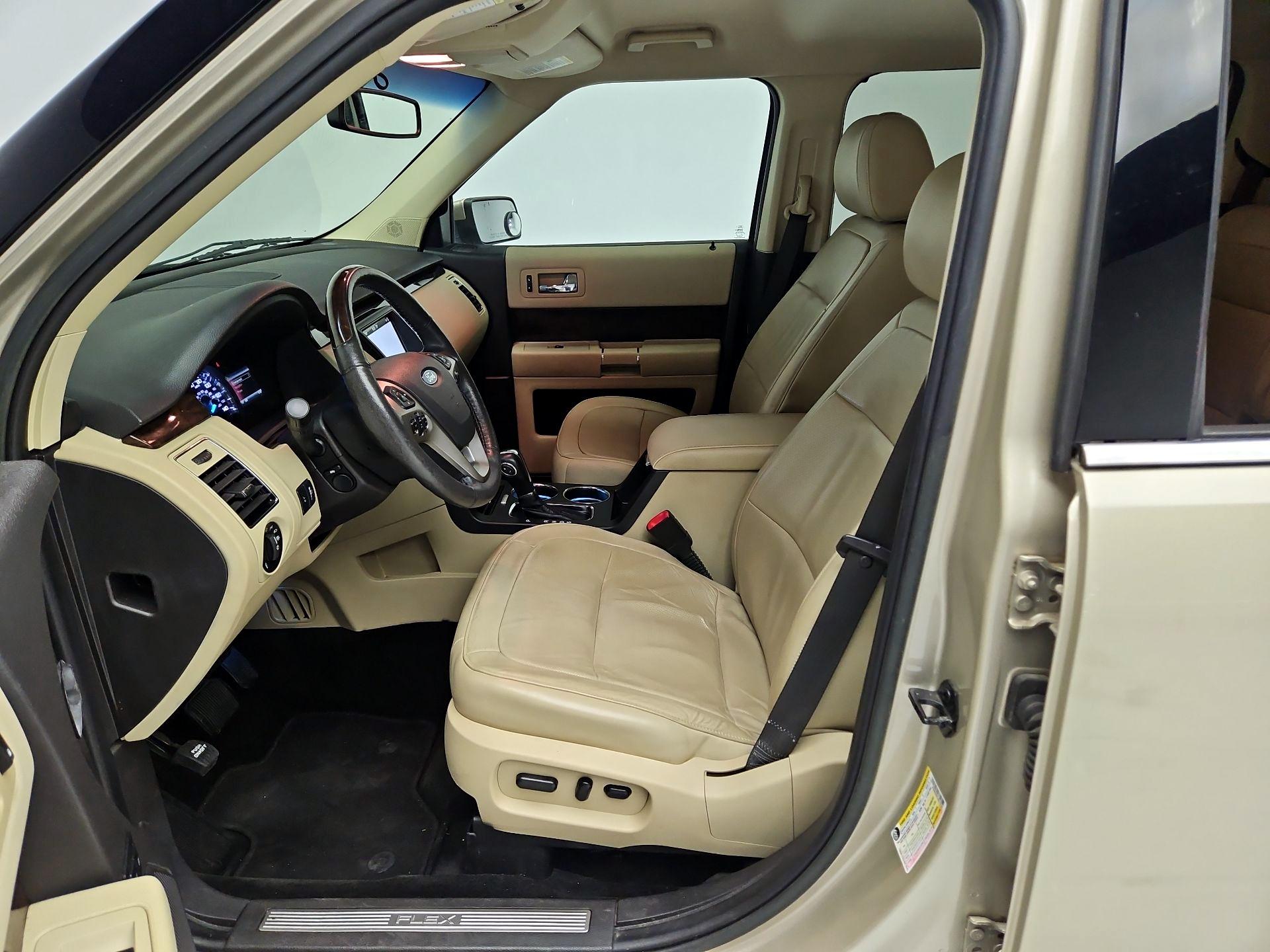 Thumbnail: 2018 Ford Flex - 11