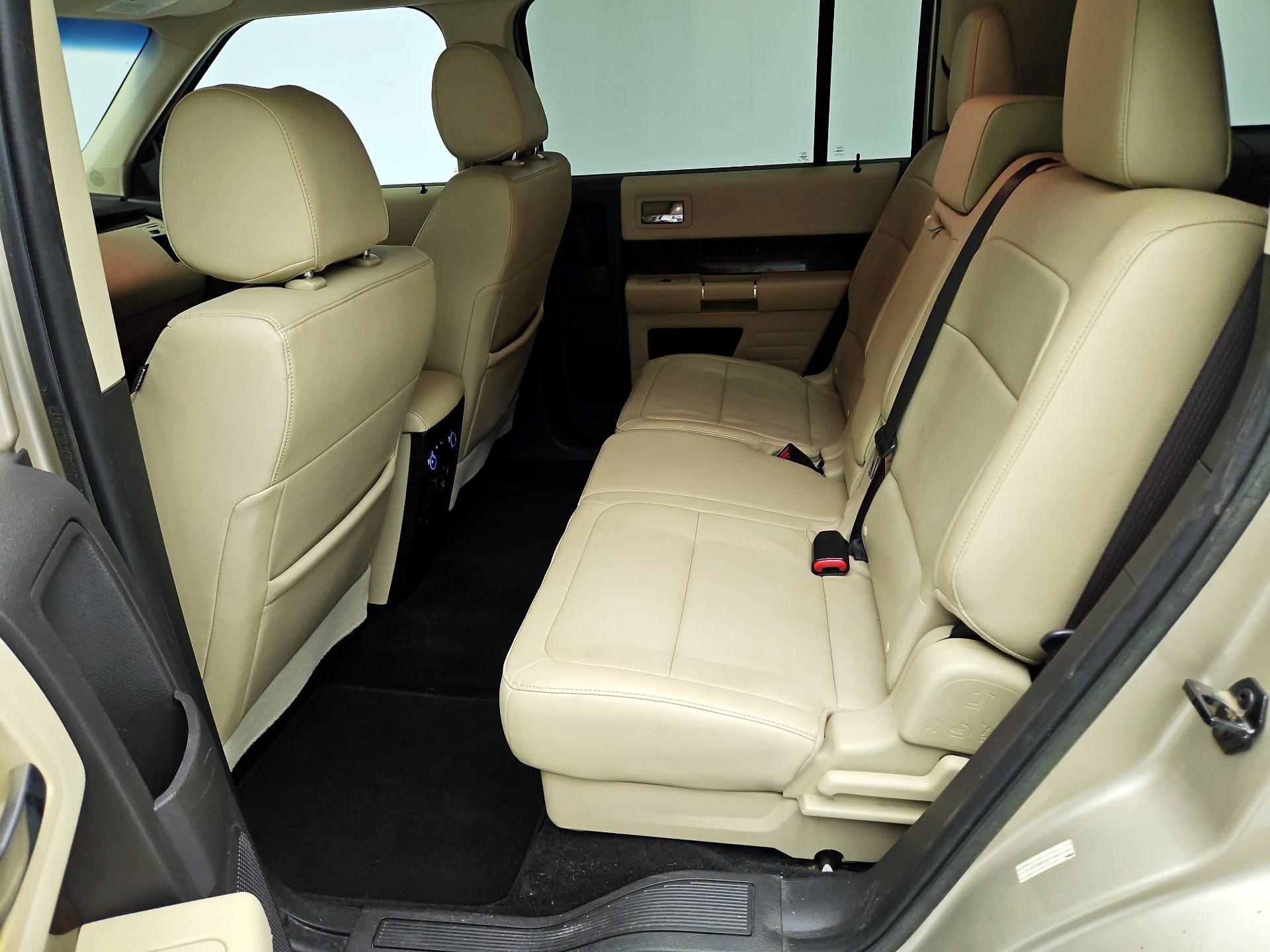 Thumbnail: 2018 Ford Flex - 19