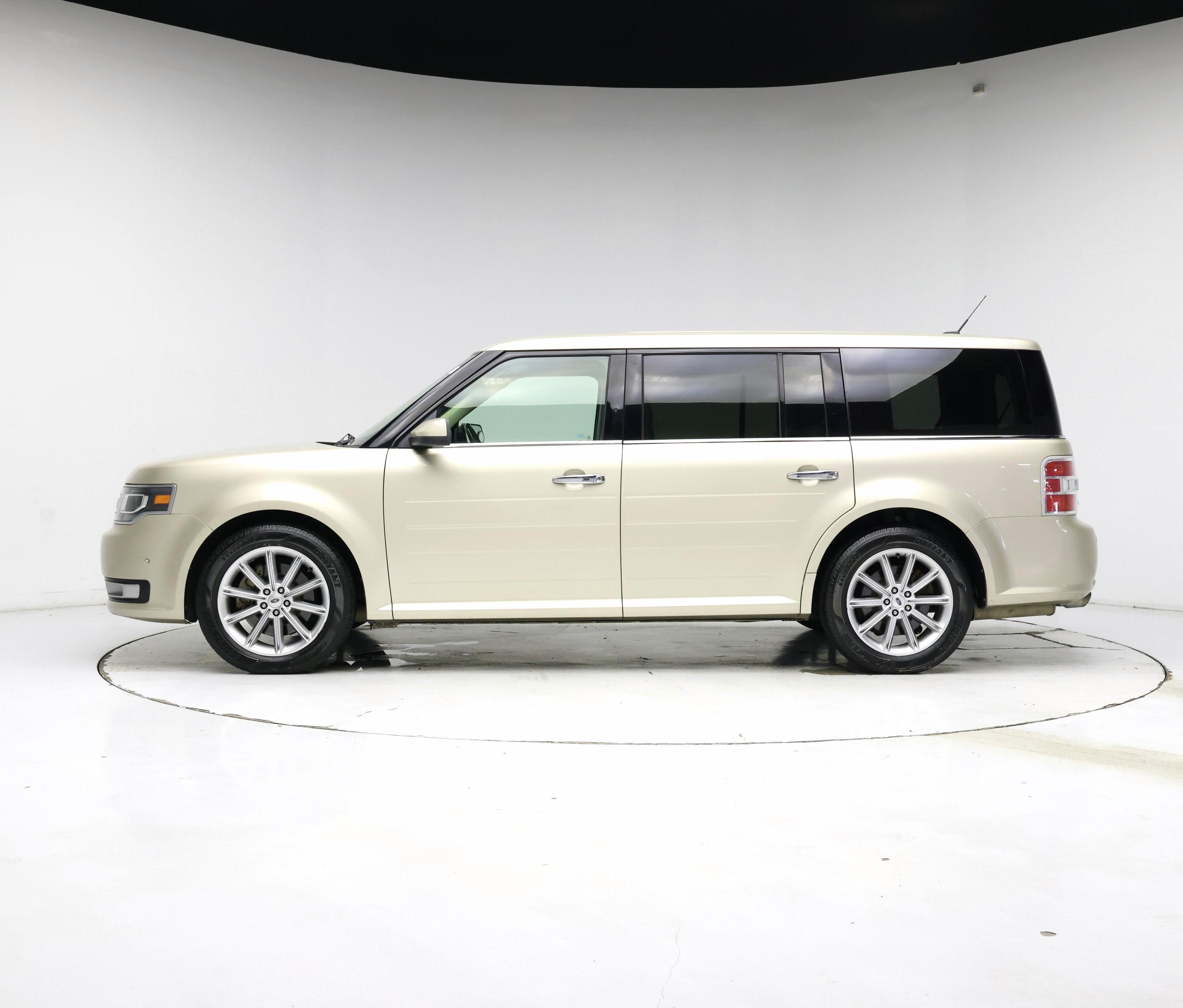 Thumbnail: 2018 Ford Flex - 3