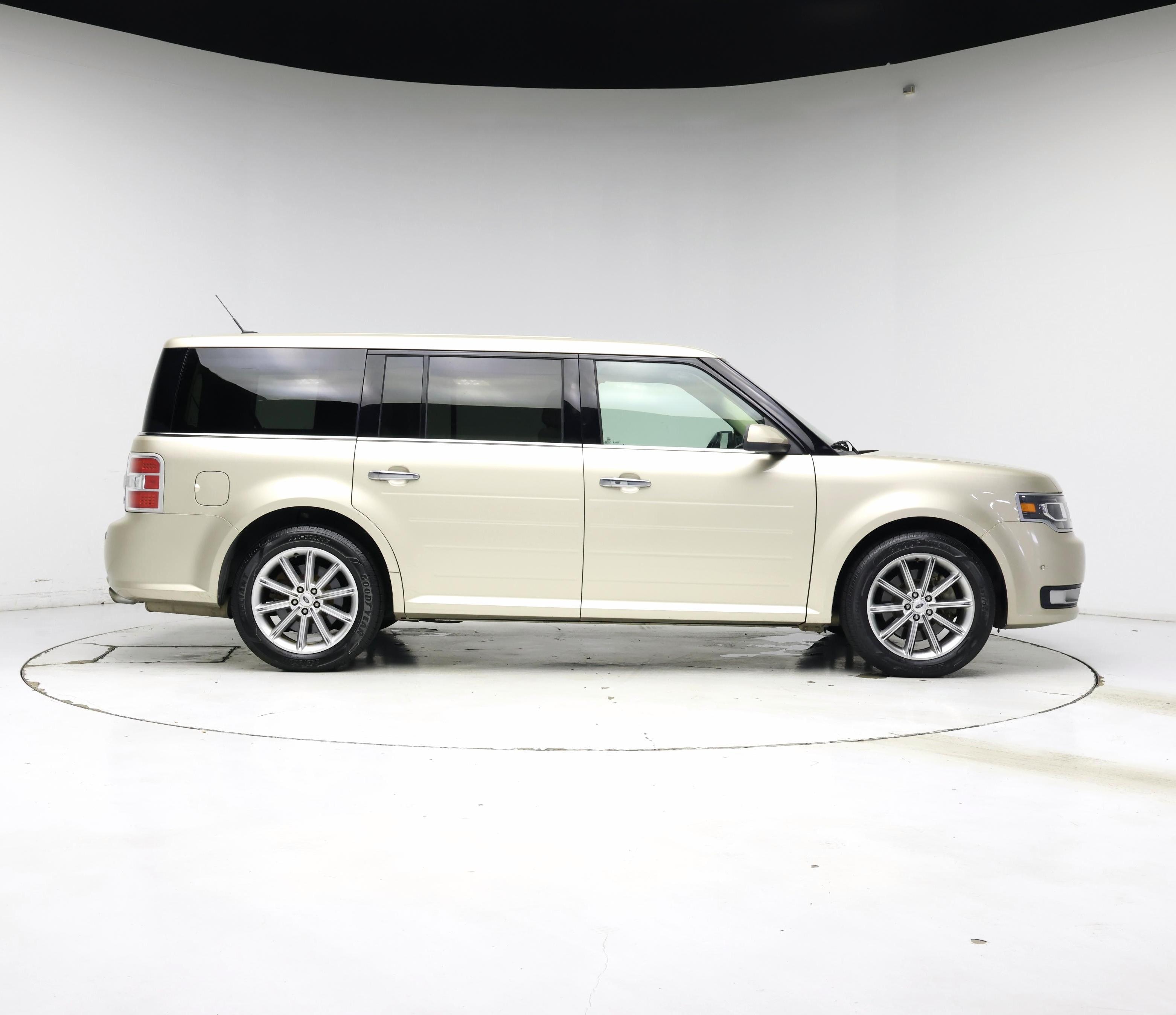 Thumbnail: 2018 Ford Flex - 7
