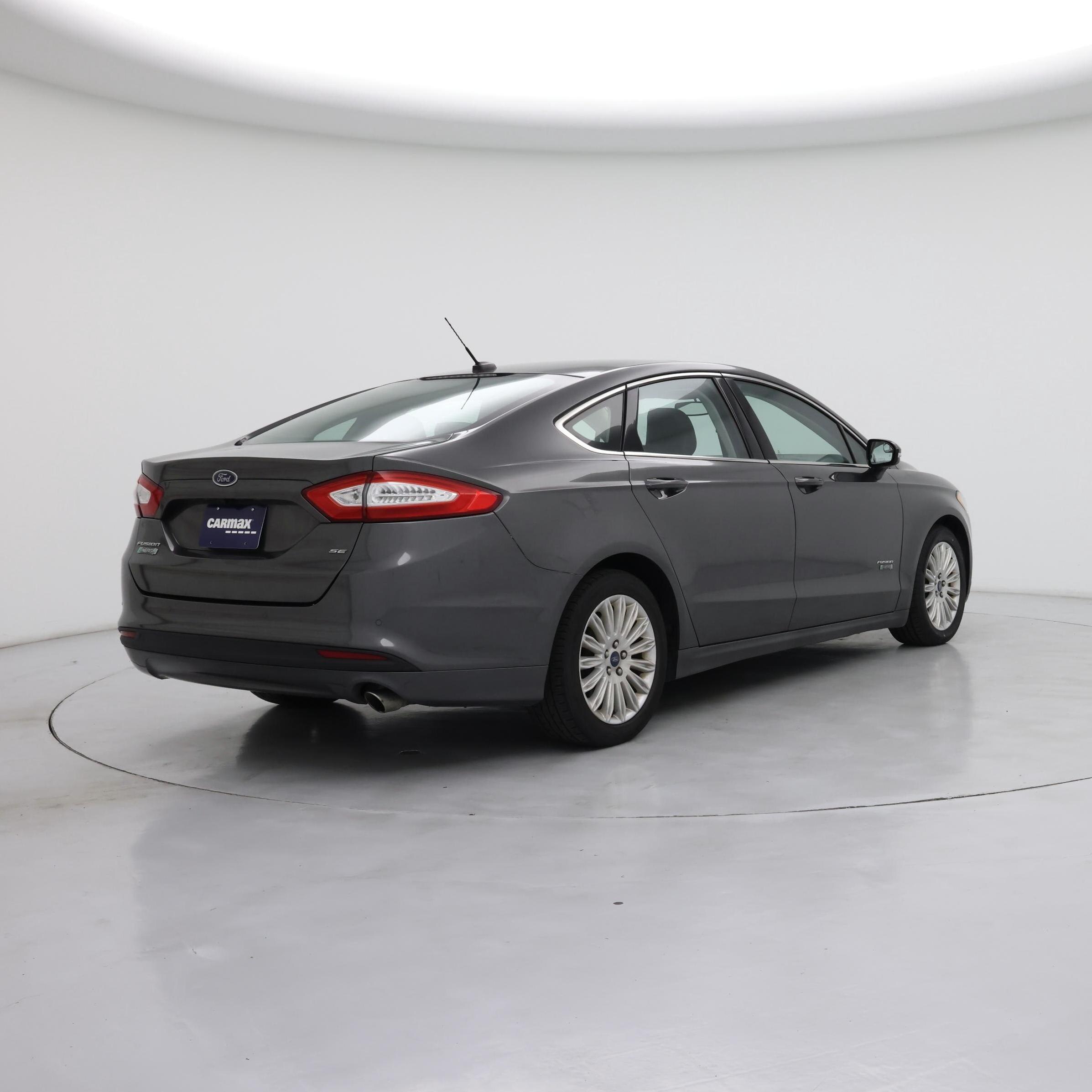 Thumbnail: 2016 Ford Fusion - 8
