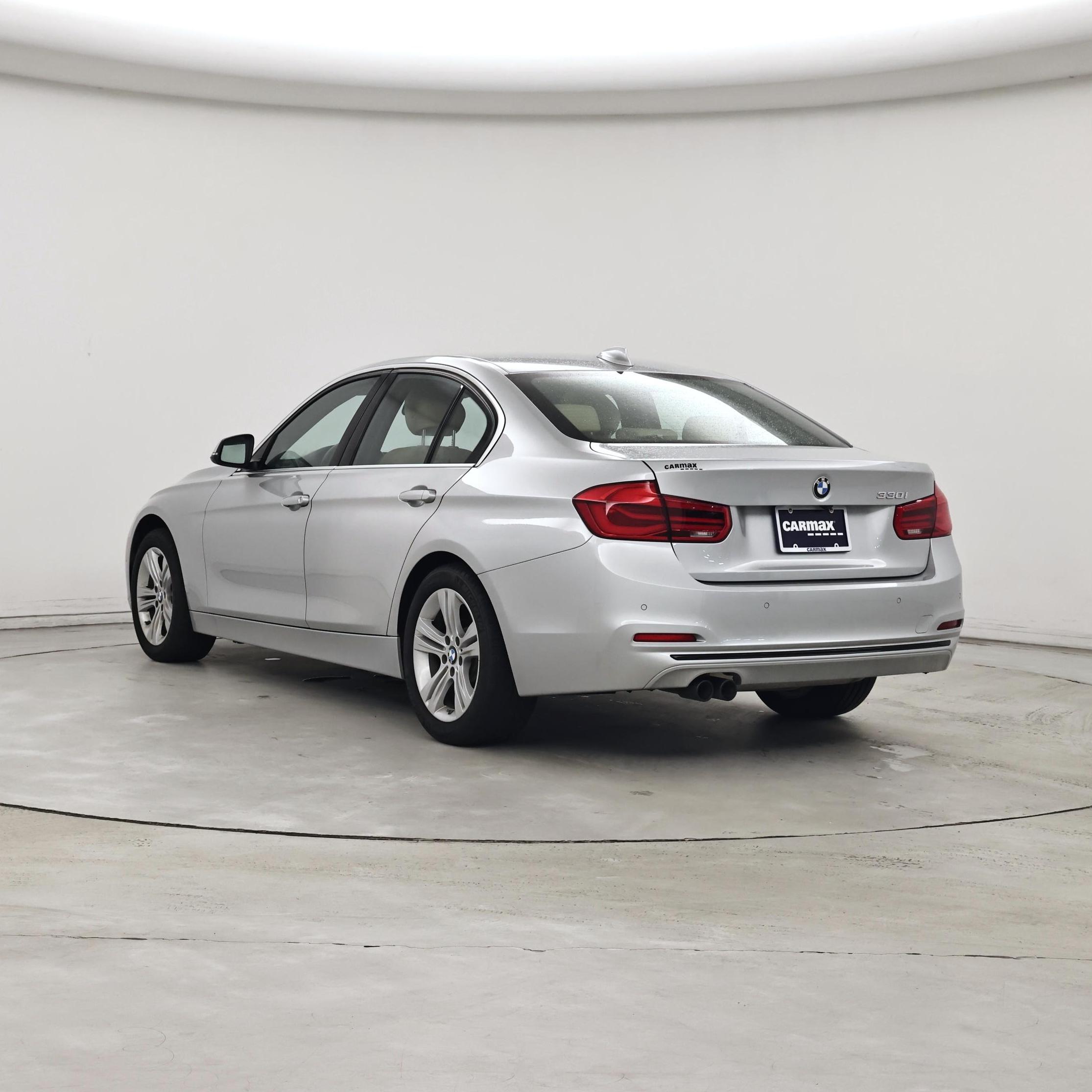 Thumbnail: 2018 BMW 3 Series - 2