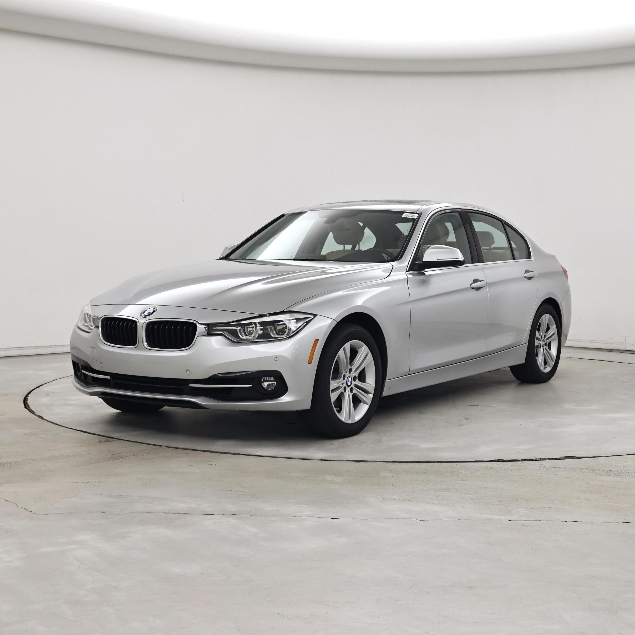 Thumbnail: 2018 BMW 3 Series - 4