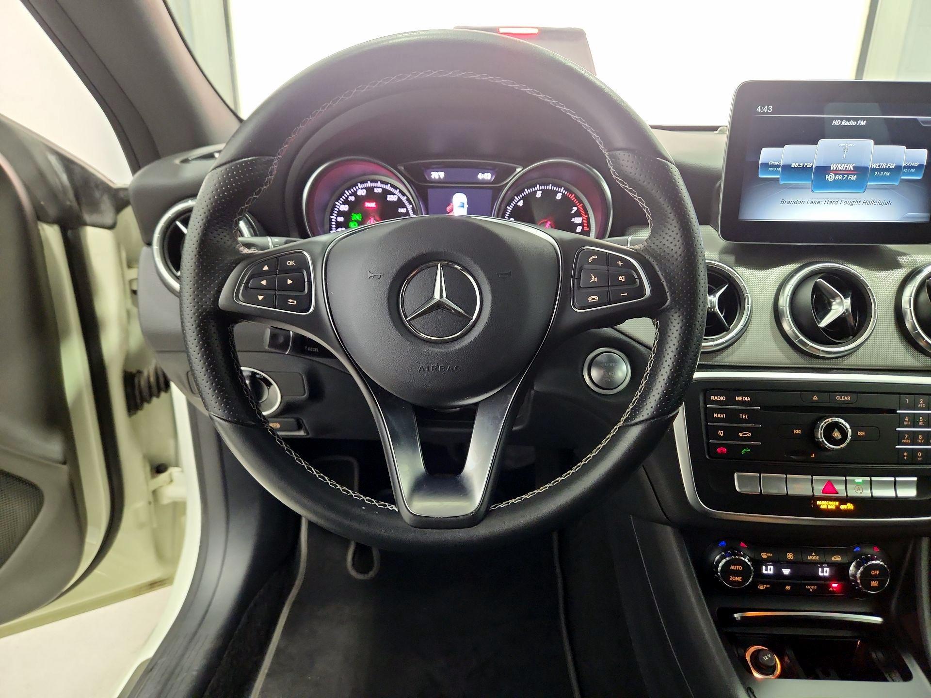 Thumbnail: 2018 Mercedes-Benz CLA - 10