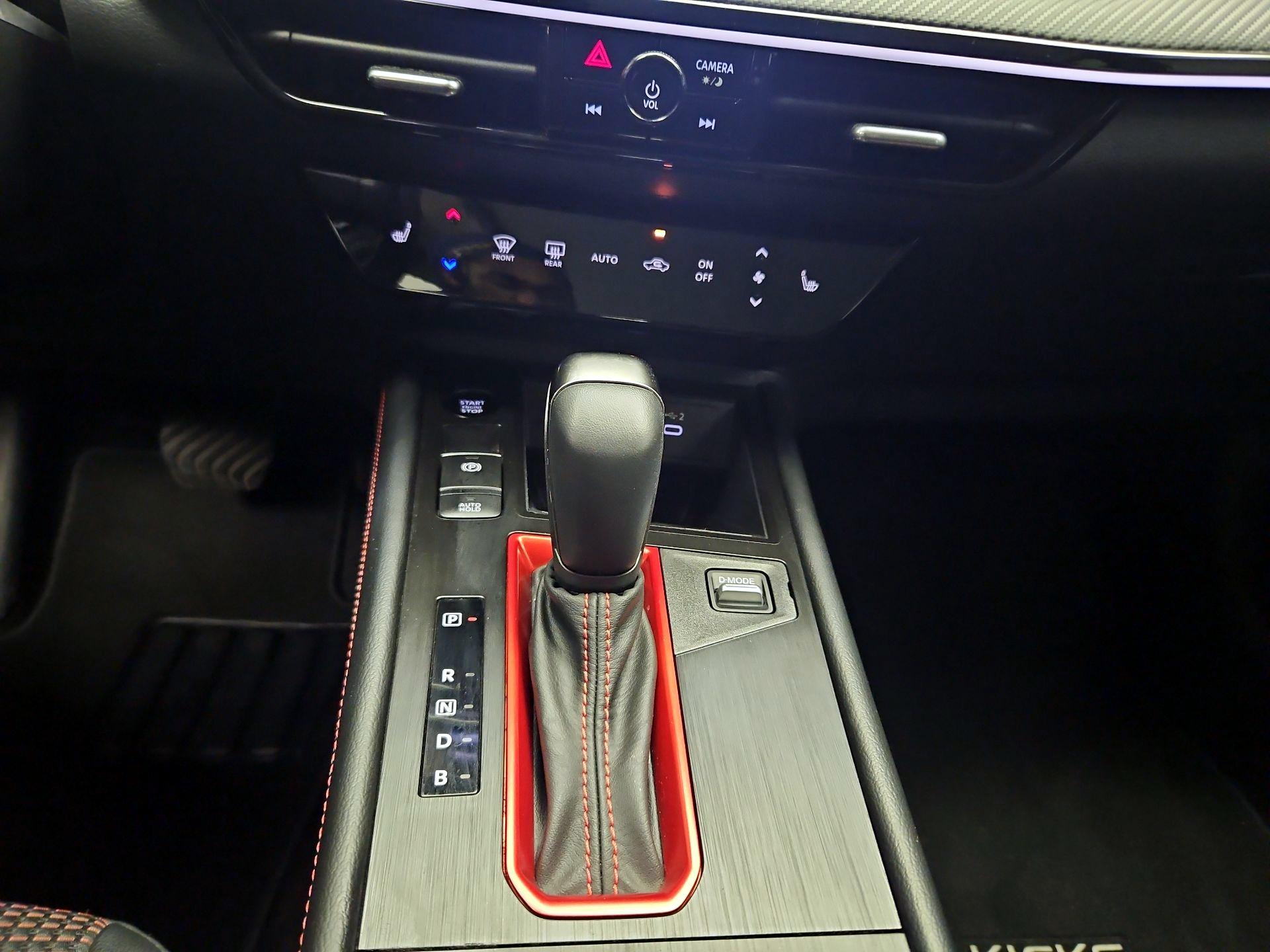Thumbnail: 2025 Nissan Kicks - 16