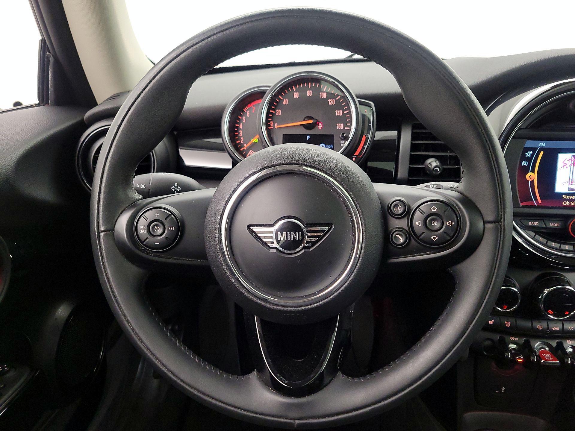 Thumbnail: 2019 MINI Cooper Hardtop - 10