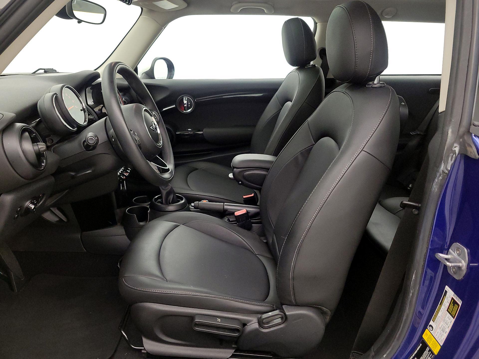 Thumbnail: 2019 MINI Cooper Hardtop - 11