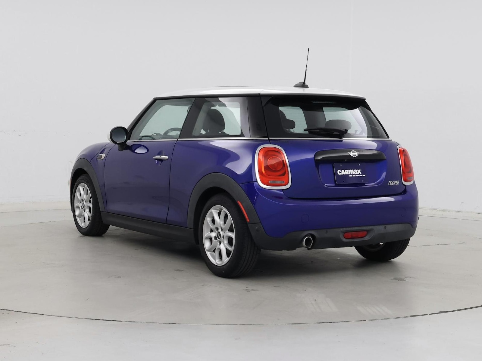 2019 MINI Hardtop 2 Door Base - Photo 3
