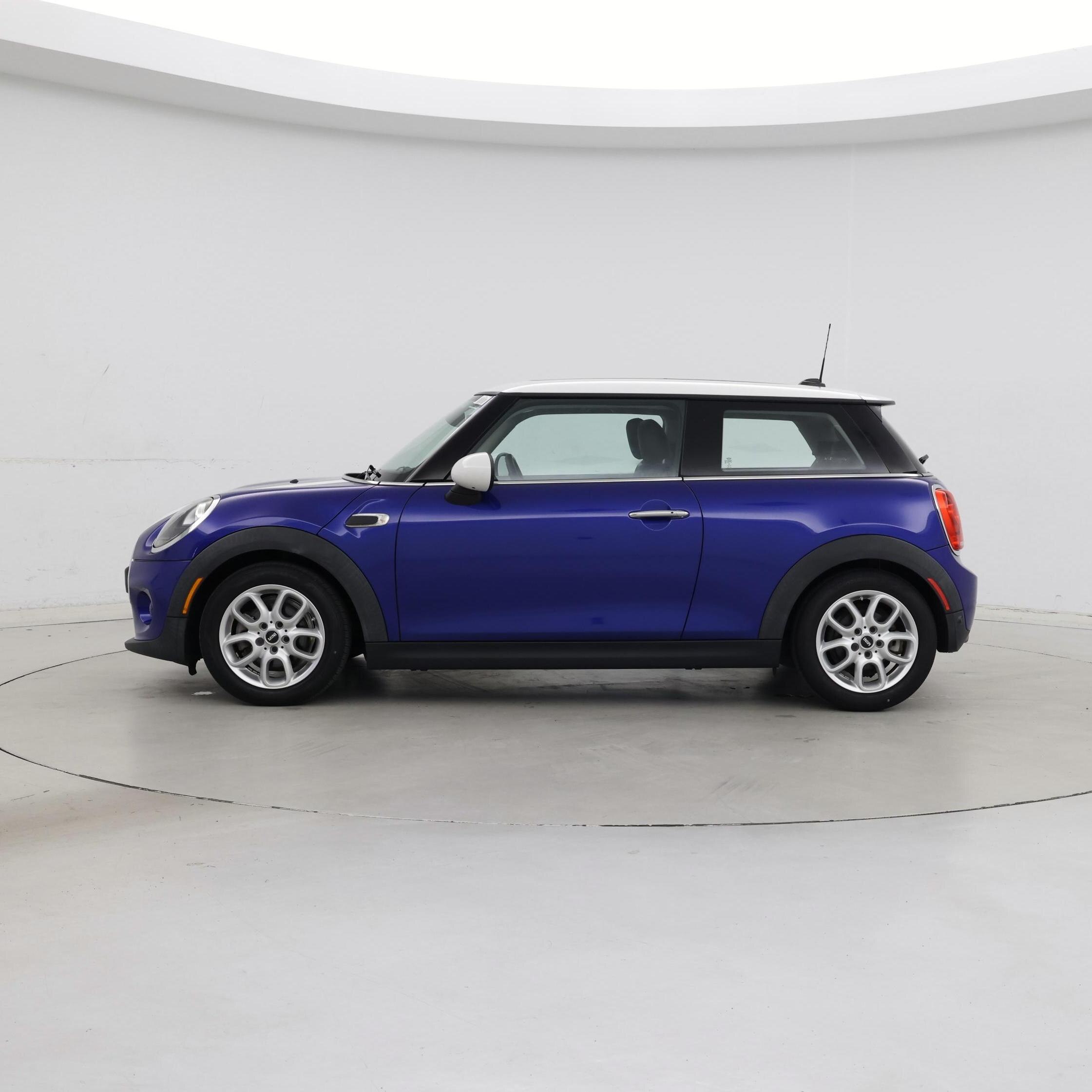 Thumbnail: 2019 MINI Cooper Hardtop - 3