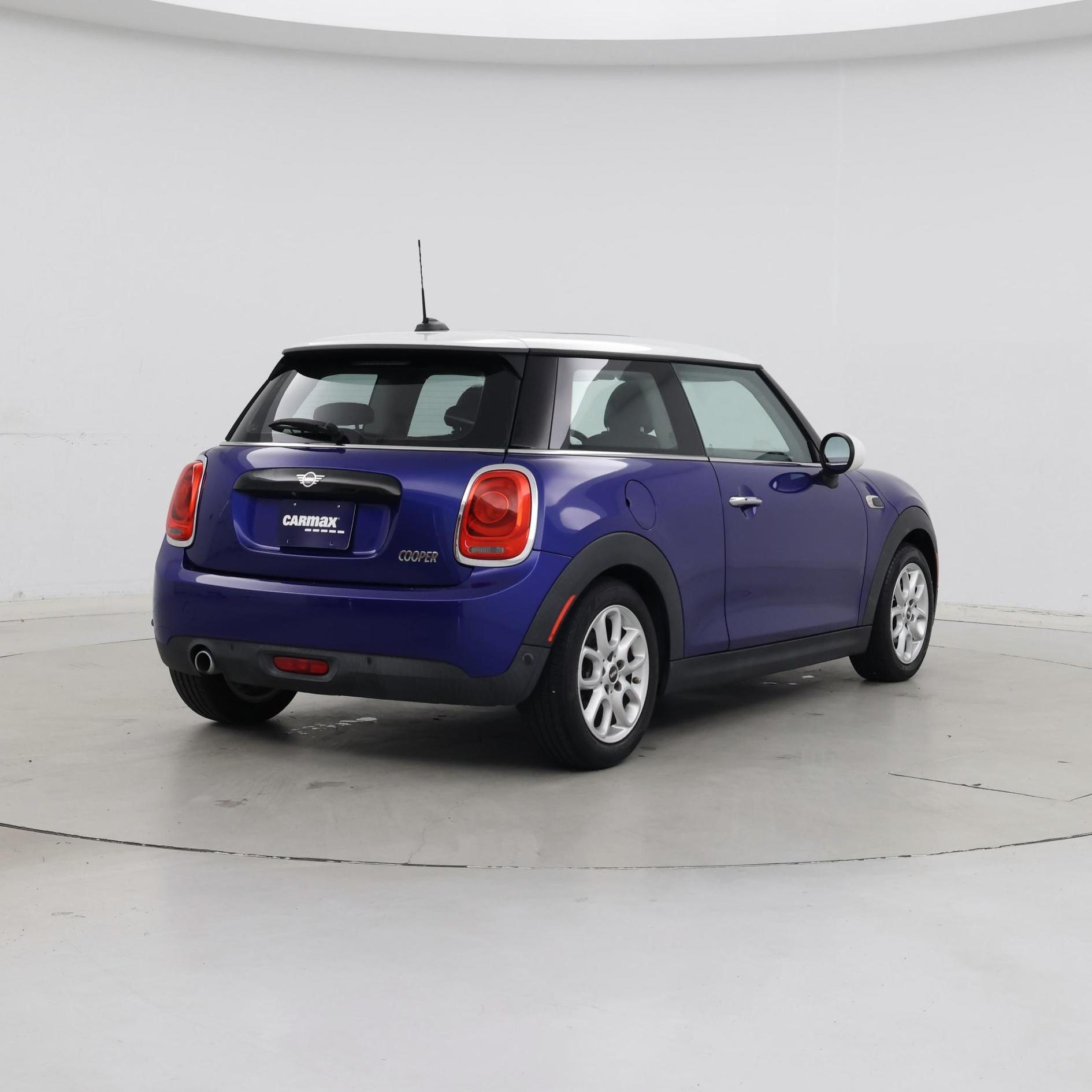 Thumbnail: 2019 MINI Cooper Hardtop - 8