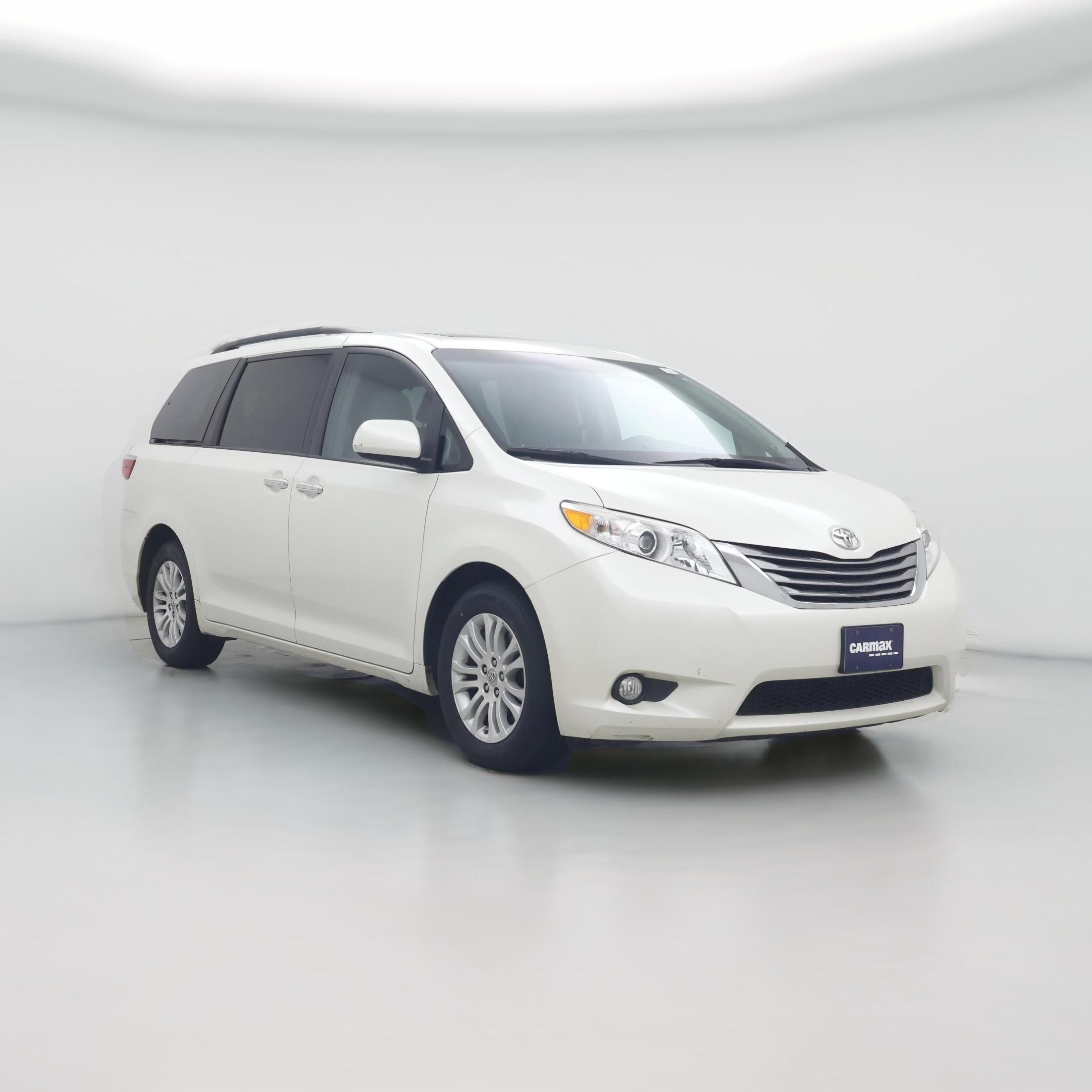 Thumbnail: 2017 Toyota Sienna - 1