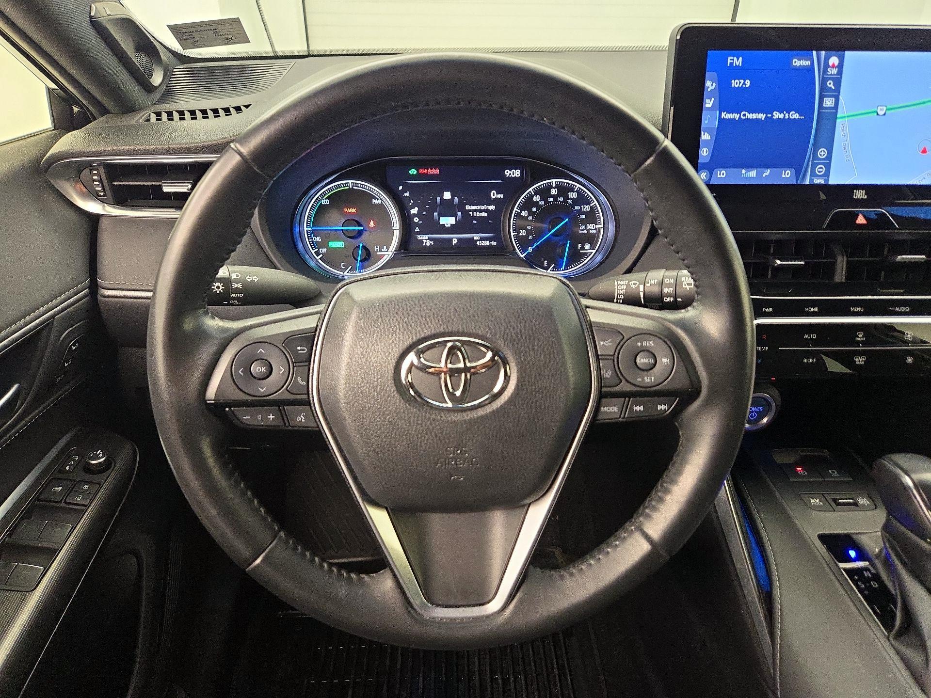 Thumbnail: 2021 Toyota Venza - 10