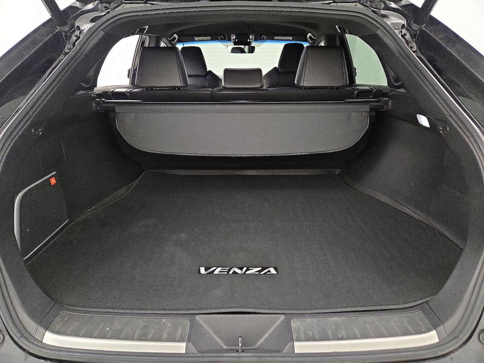 2021 Toyota Venza XLE - Photo 22