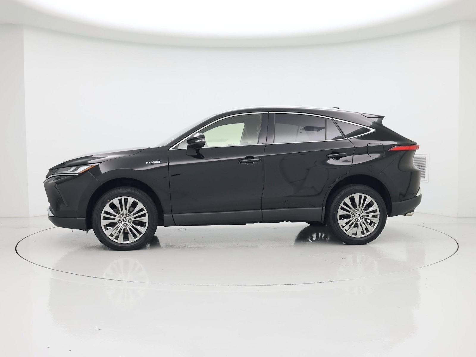 2021 Toyota Venza XLE - Photo 4