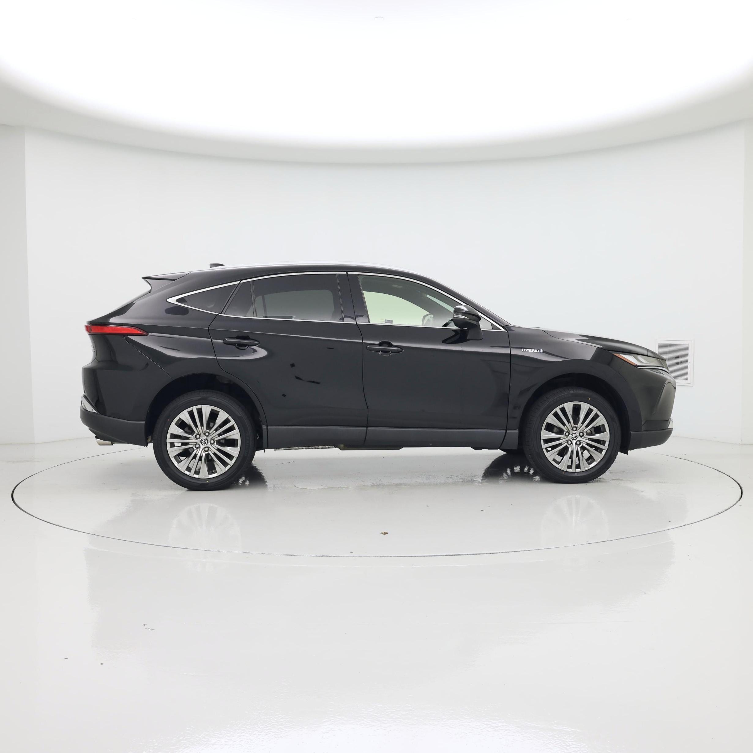 Thumbnail: 2021 Toyota Venza - 7