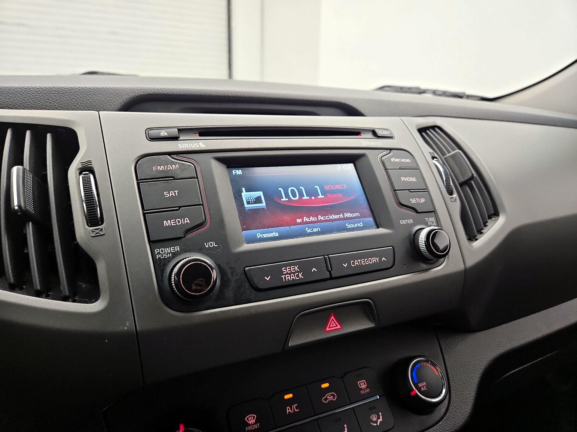 Thumbnail: 2014 Kia Sportage - 15