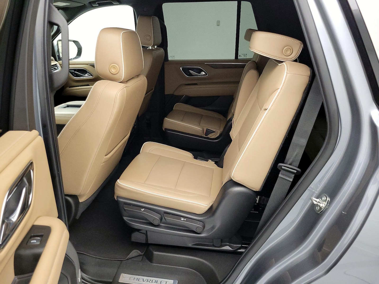 2022 Chevrolet Tahoe Premier - Photo 19