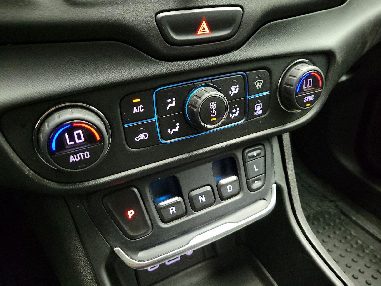 2018 GMC Terrain SLE - Photo 16