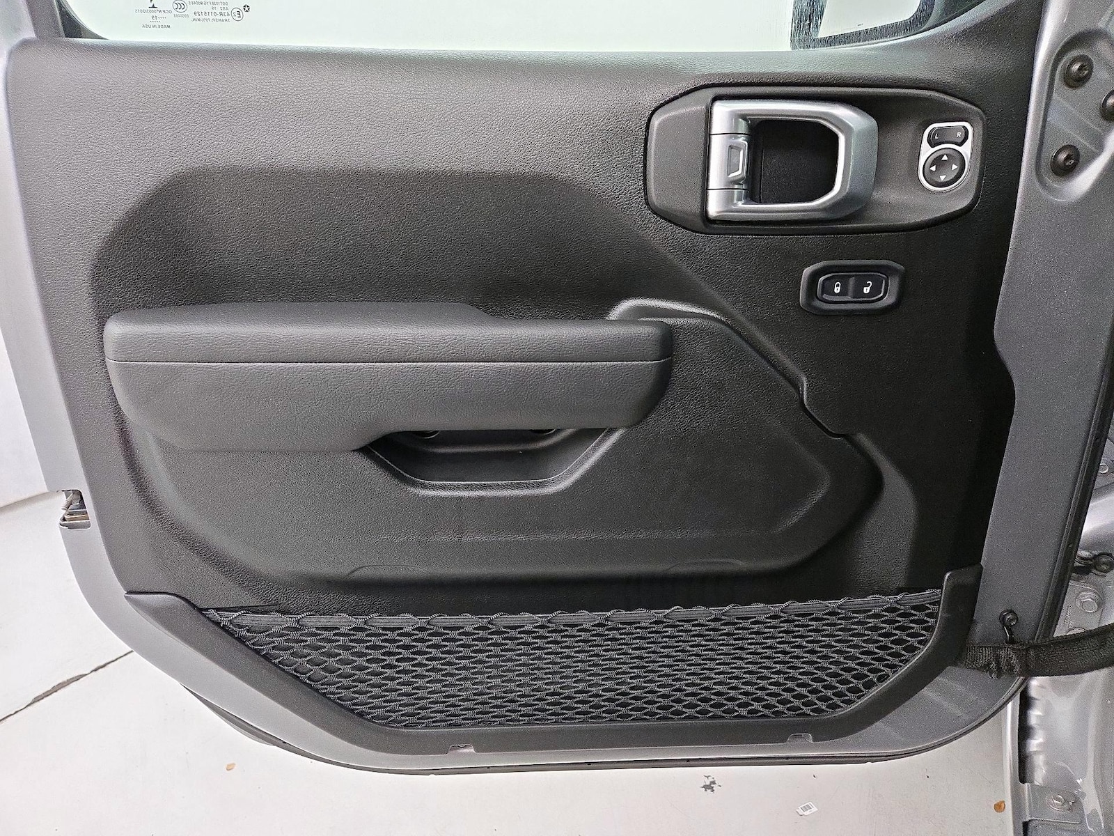 2019 Jeep Wrangler Sport S - Photo 13