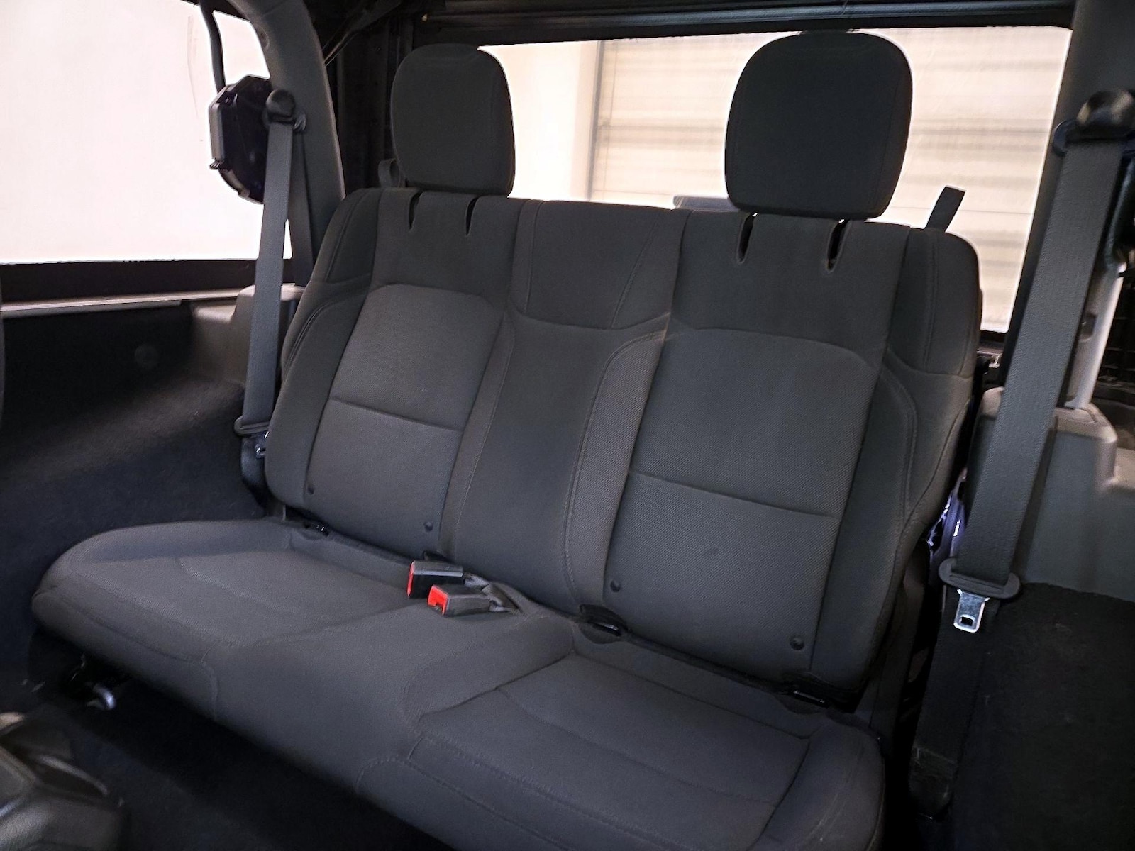 2019 Jeep Wrangler Sport S - Photo 20