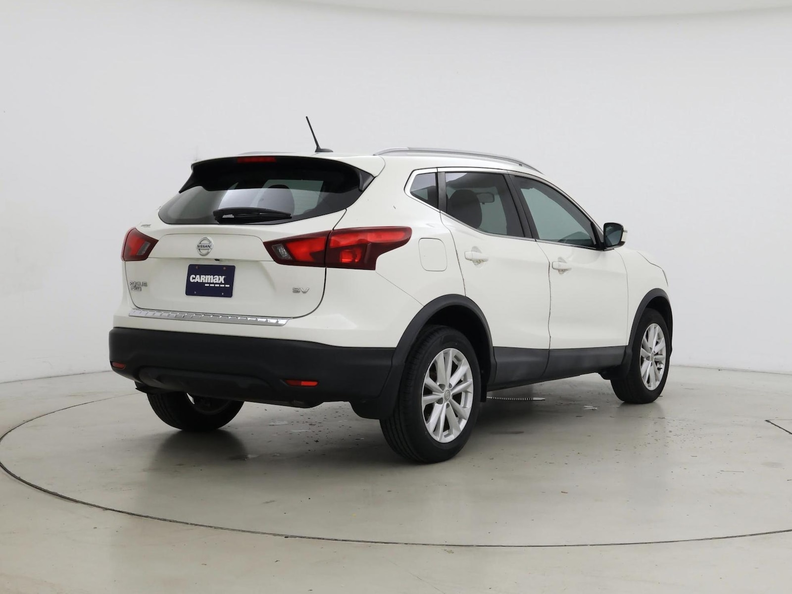 2017 Nissan Rogue Sport SV - Photo 9