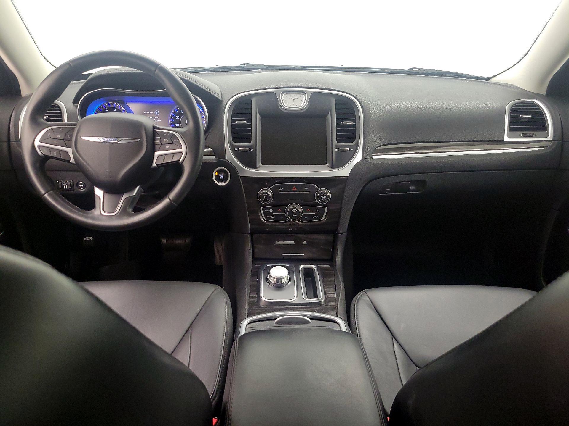Thumbnail: 2015 Chrysler 300 - 9