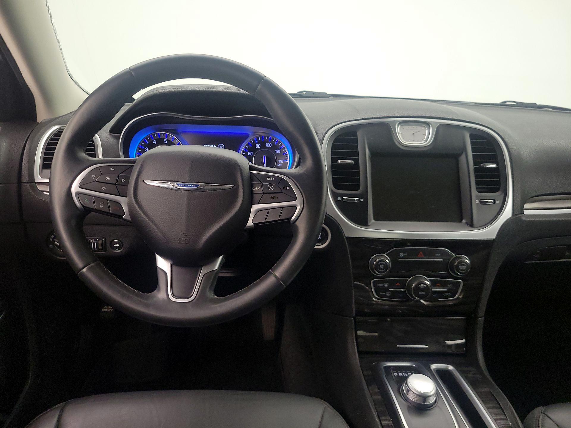 Thumbnail: 2015 Chrysler 300 - 10