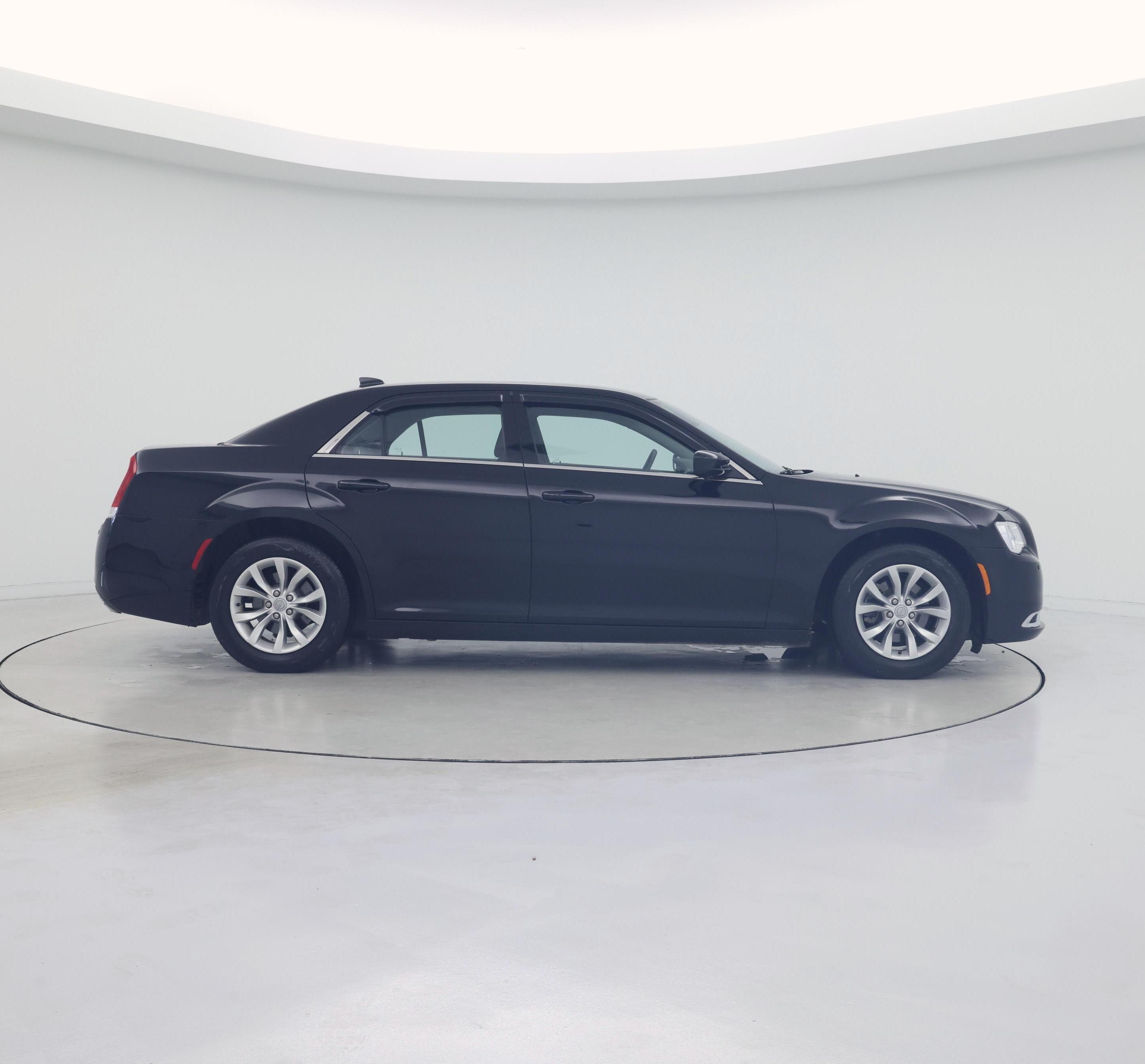 Thumbnail: 2015 Chrysler 300 - 7