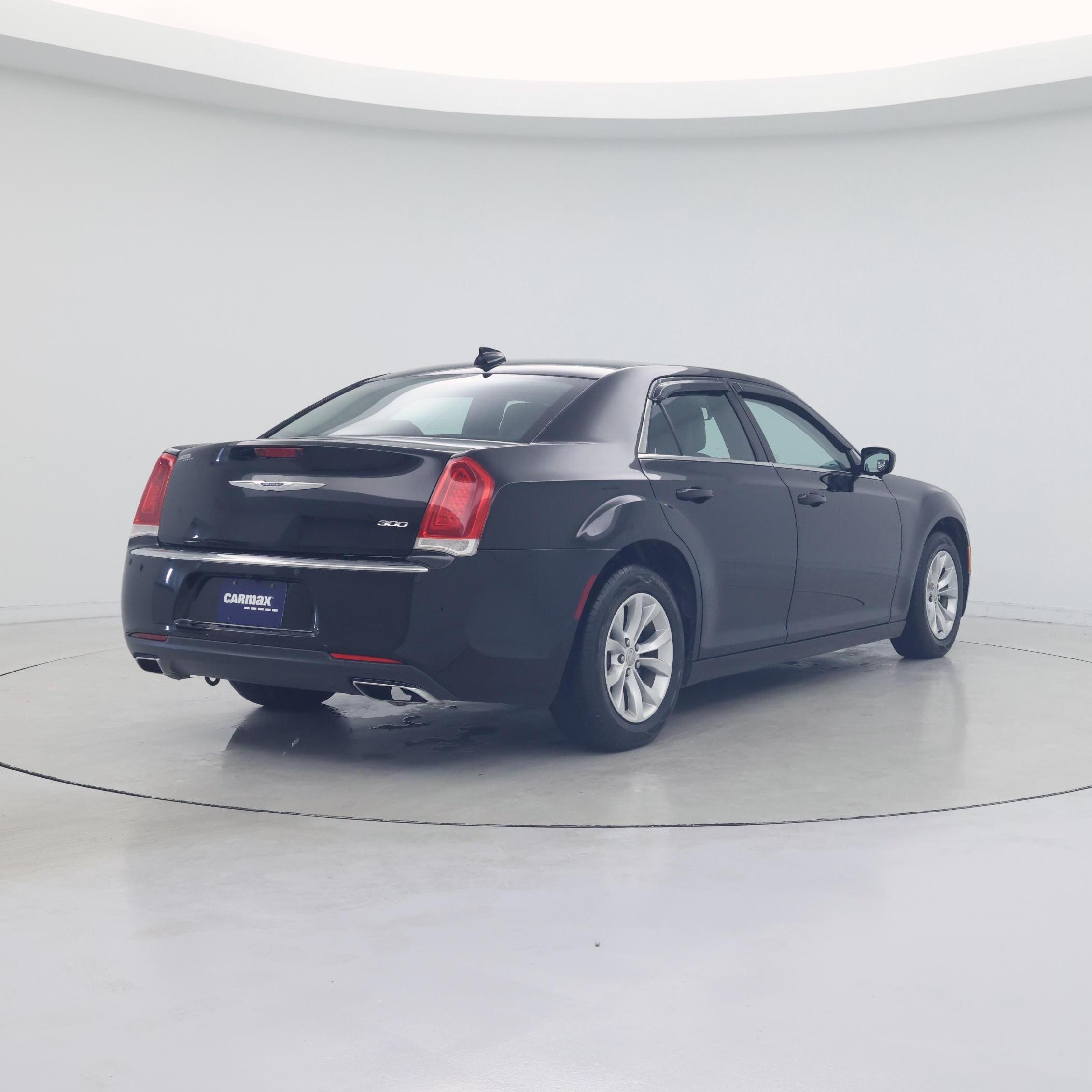 Thumbnail: 2015 Chrysler 300 - 8