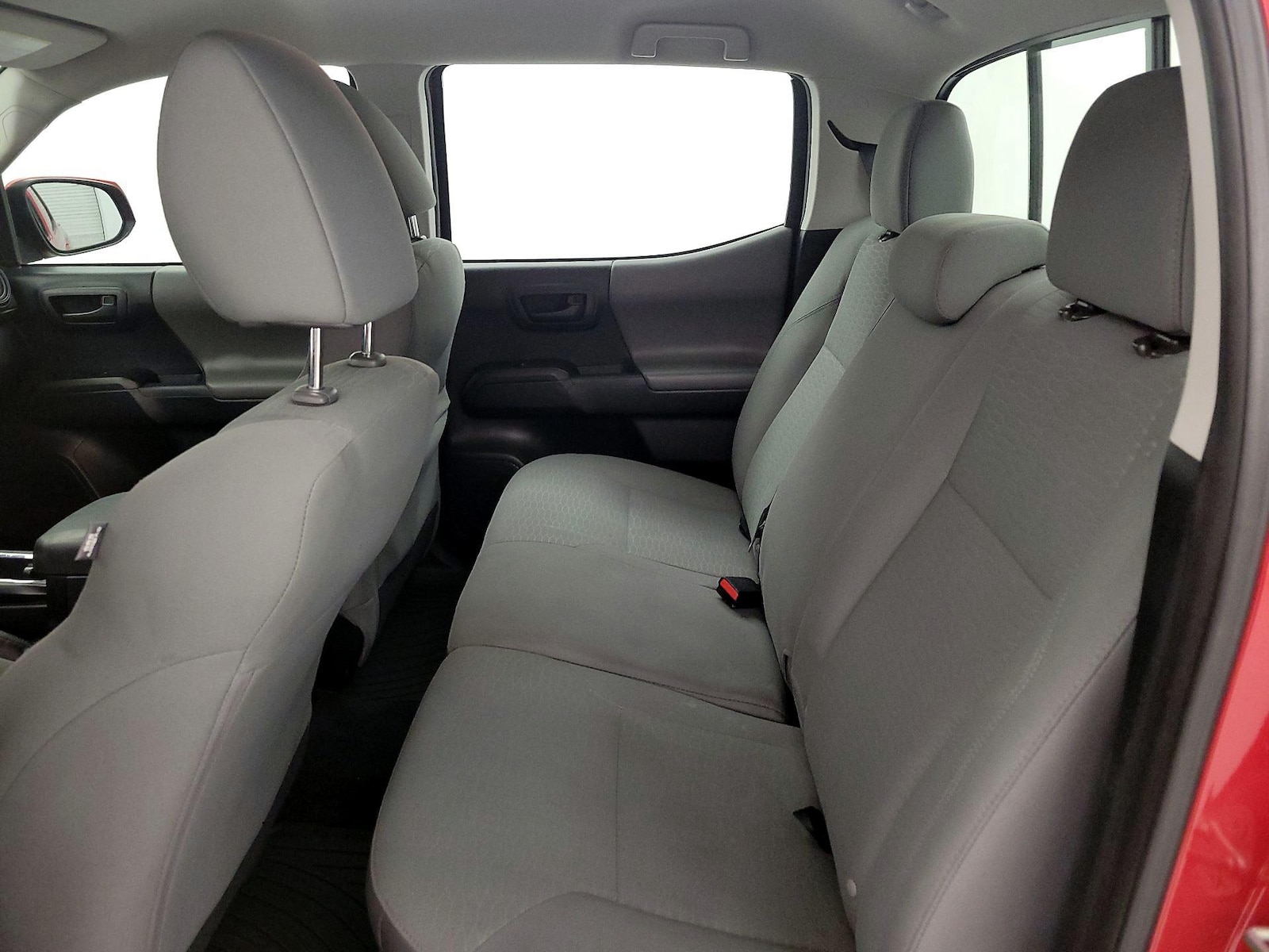 2018 Toyota Tacoma SR - Photo 20