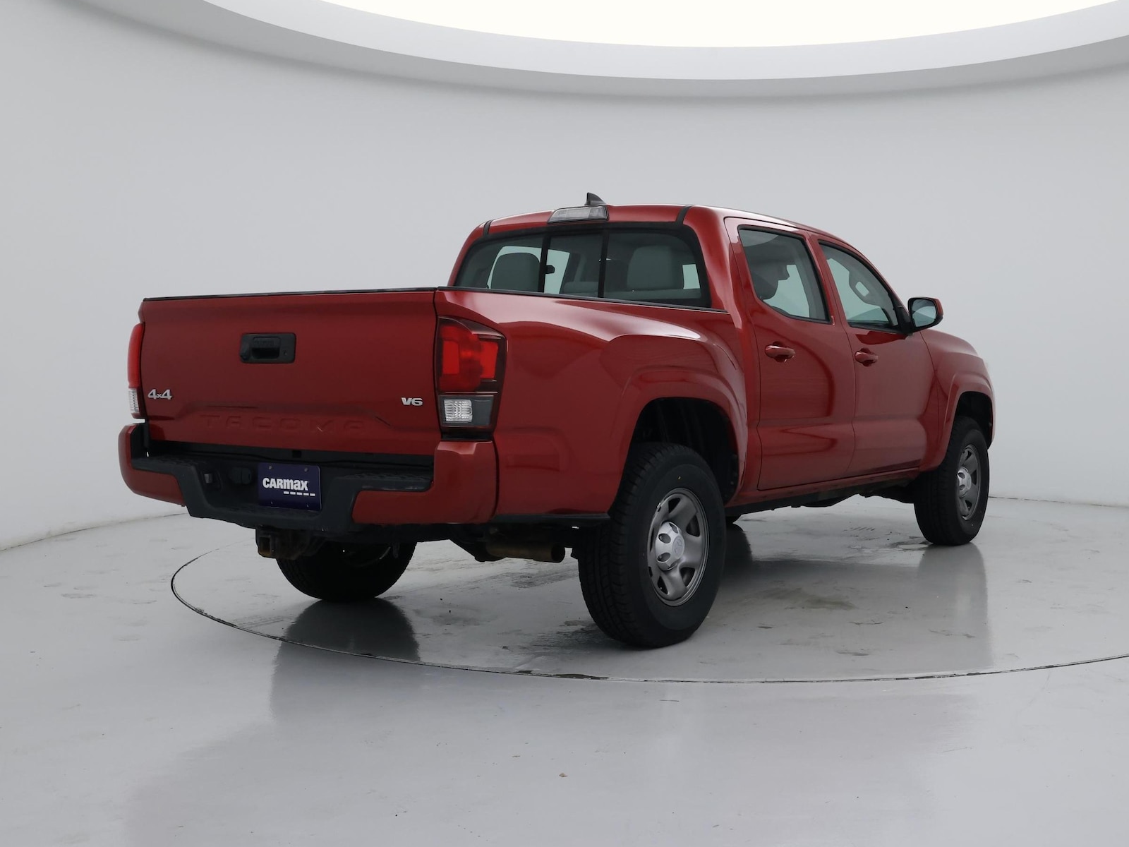 2018 Toyota Tacoma SR - Photo 9