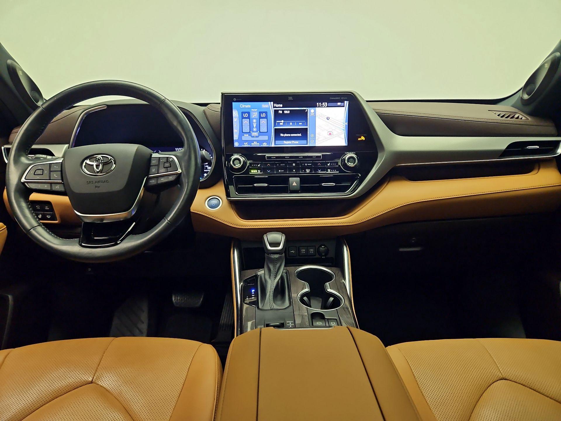 Thumbnail: 2021 Toyota Highlander - 9