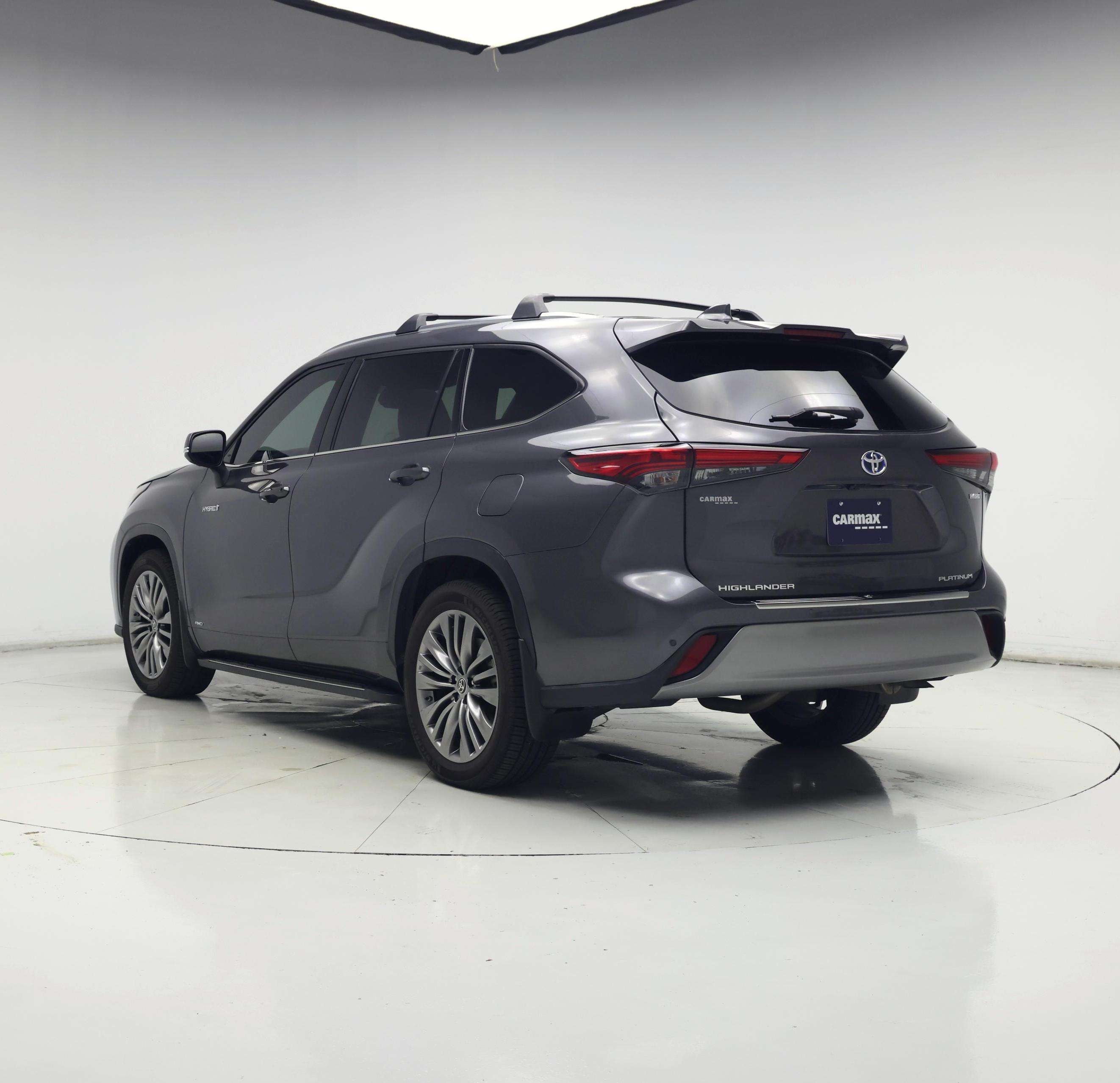 Thumbnail: 2021 Toyota Highlander - 2