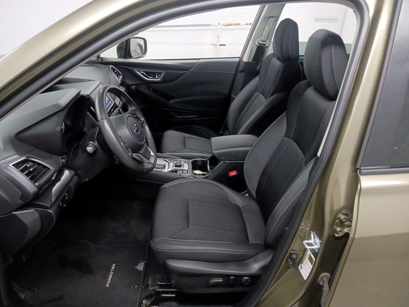 2024 Subaru Forester Premium - Photo 10