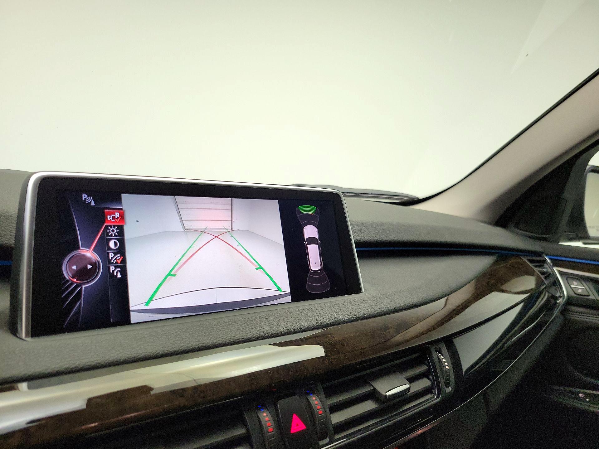 Thumbnail: 2016 BMW X5 - 15