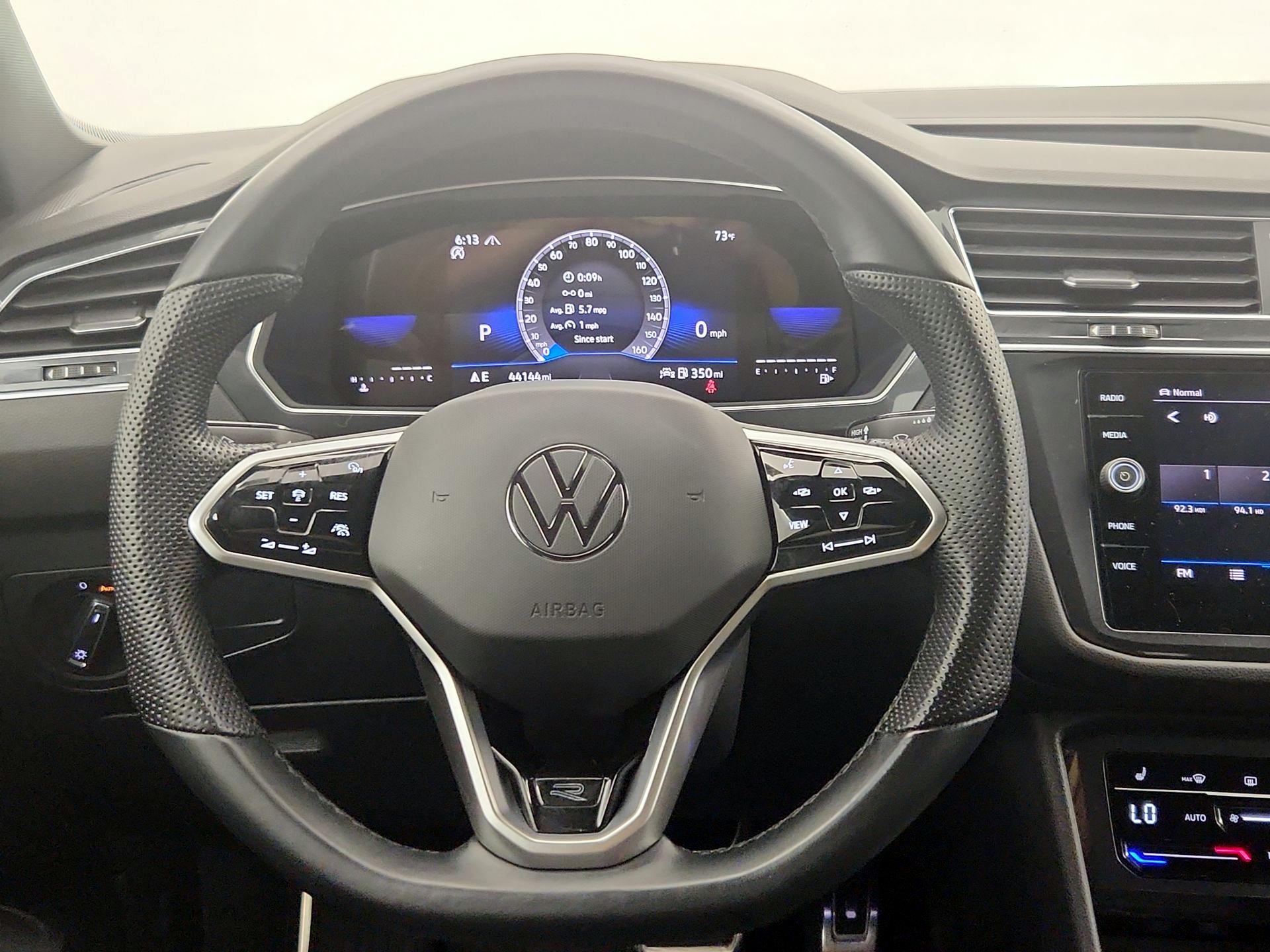 Thumbnail: 2023 Volkswagen Tiguan - 10