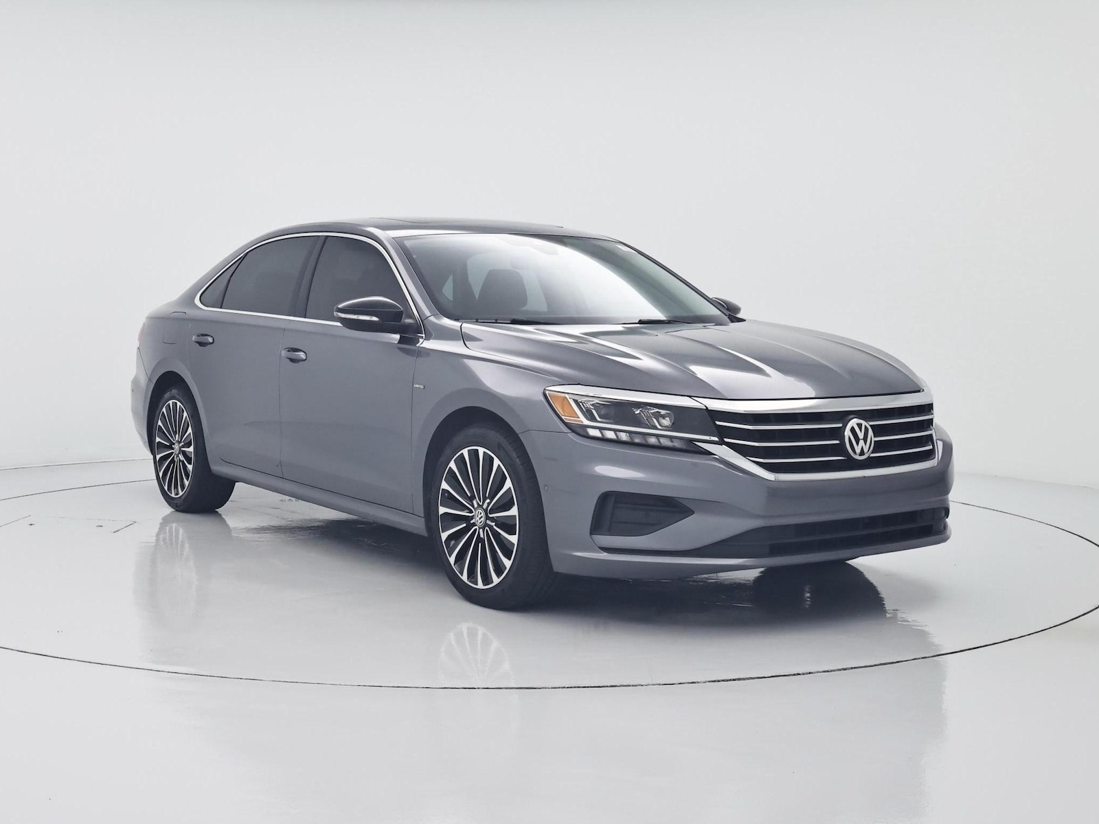 2022 Volkswagen Passat Limited Edition - Photo 2