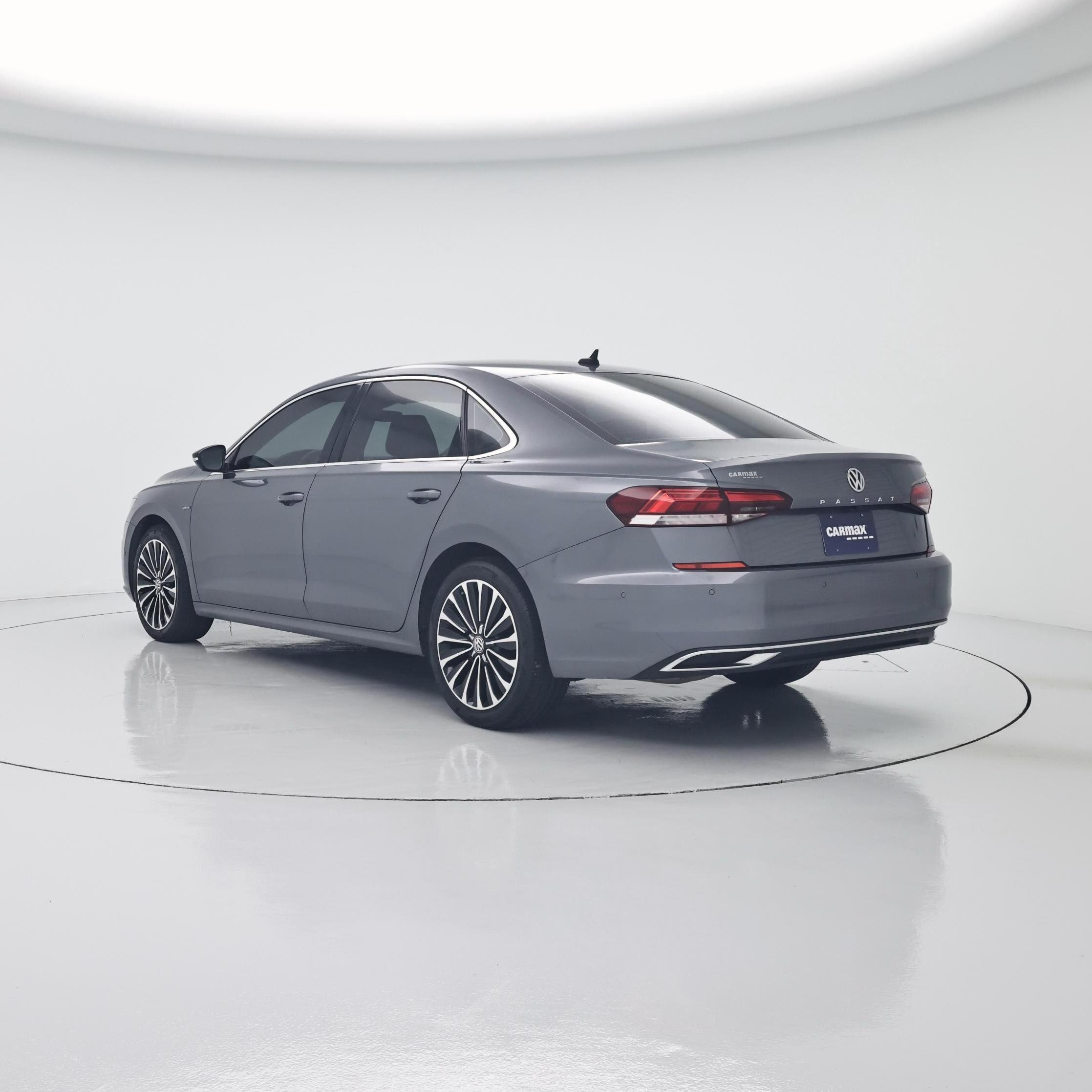 Thumbnail: 2022 Volkswagen Passat - 2