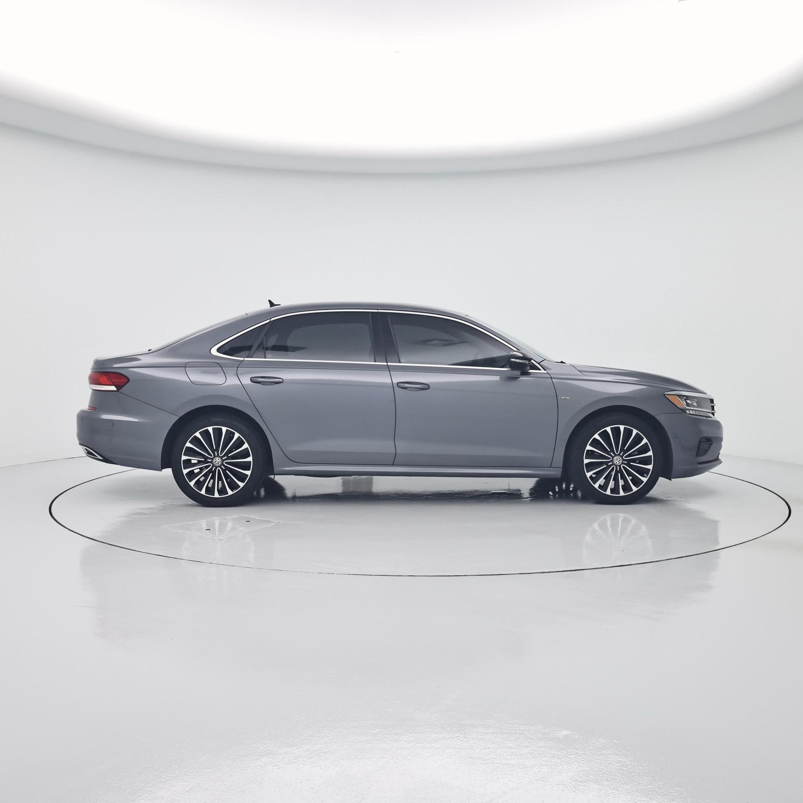 Thumbnail: 2022 Volkswagen Passat - 7