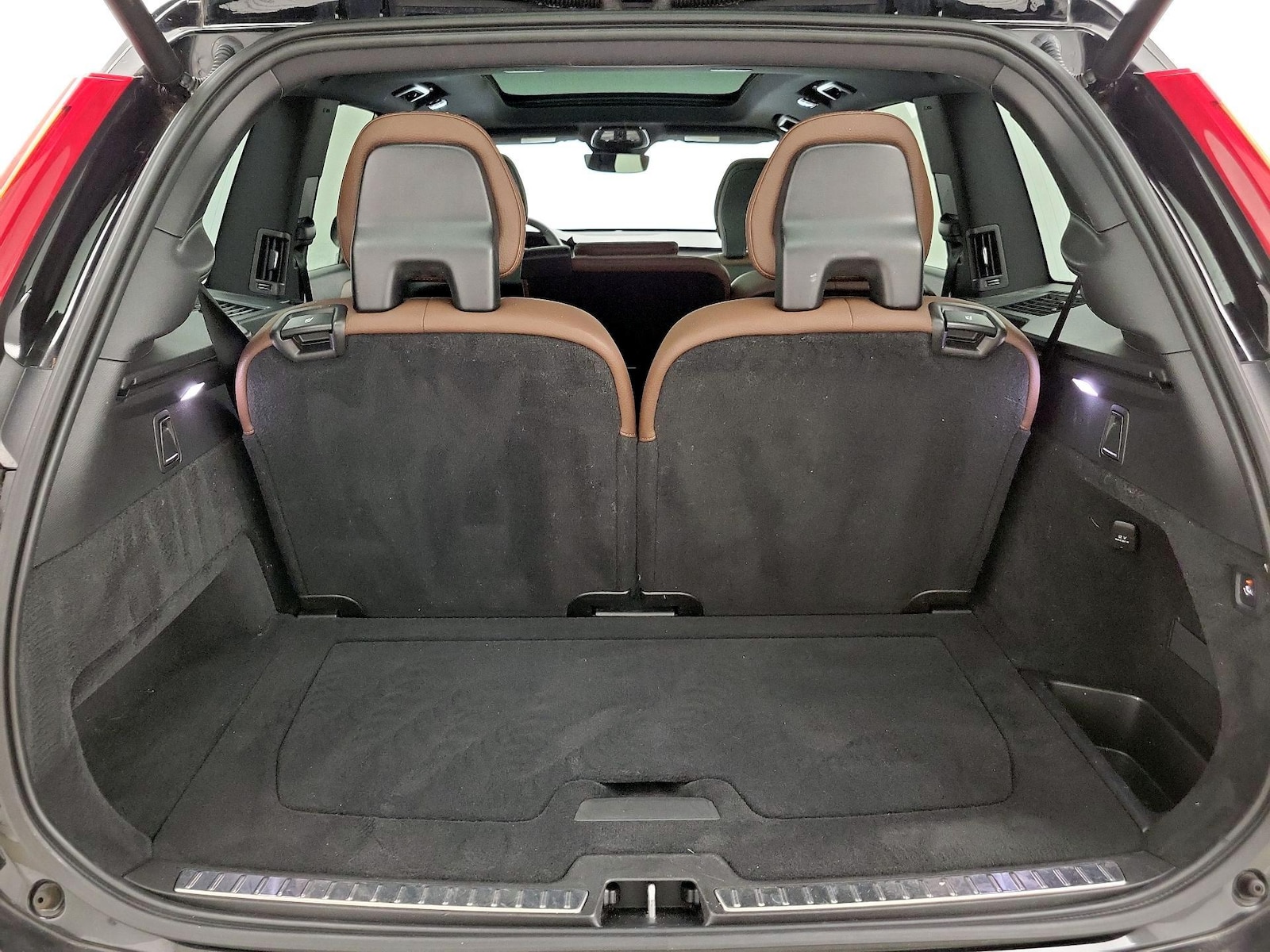 2023 Volvo XC90 Plus - Photo 24
