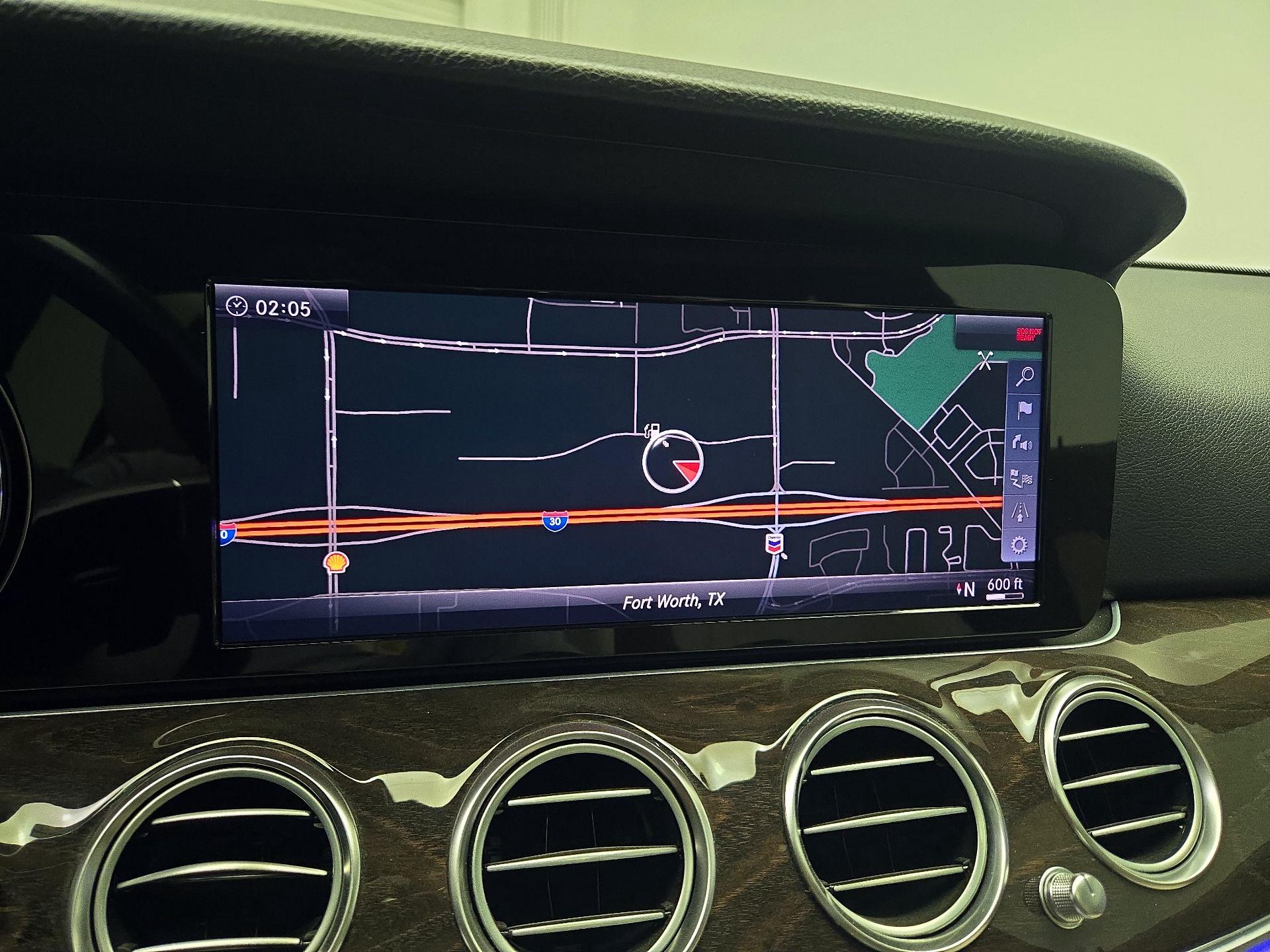 Thumbnail: 2018 Mercedes-Benz E-Class - 12