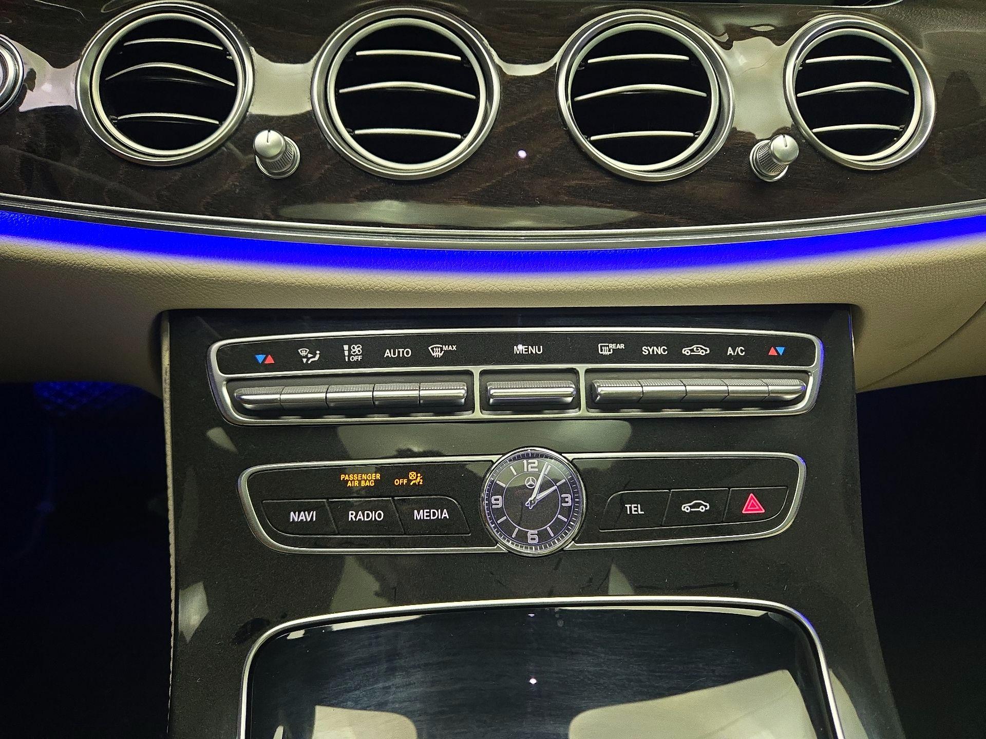 Thumbnail: 2018 Mercedes-Benz E-Class - 15