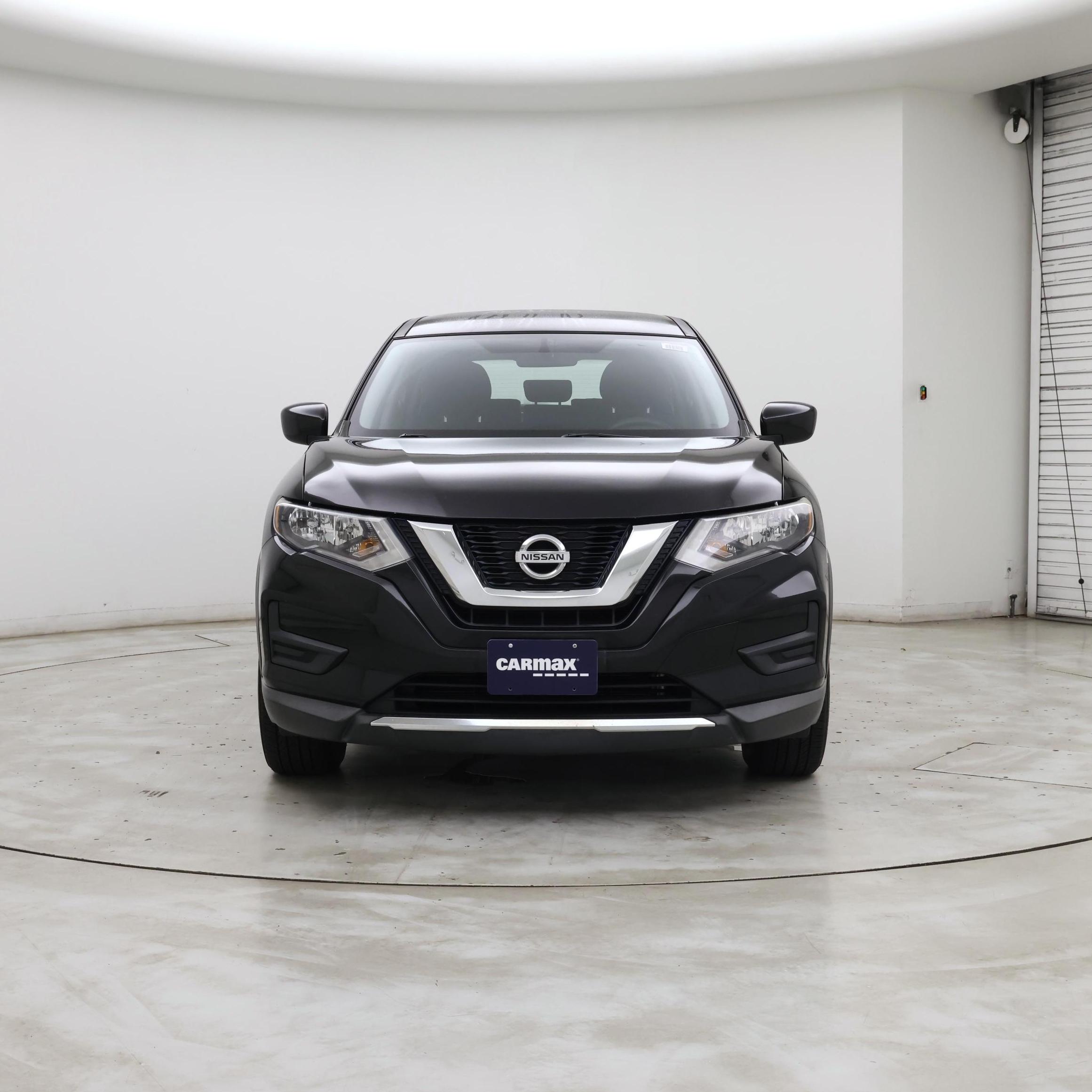 Thumbnail: 2017 Nissan Rogue - 5