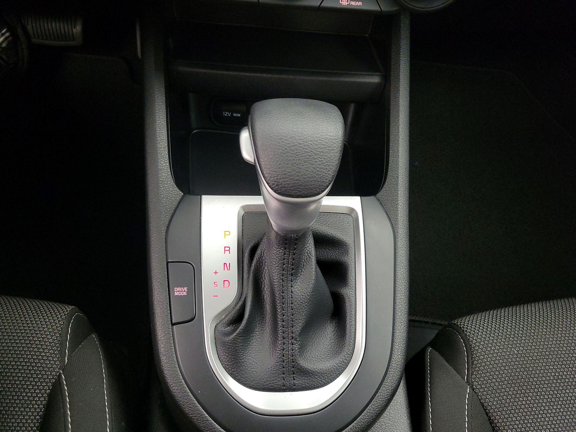 Thumbnail: 2023 Kia Forte - 17