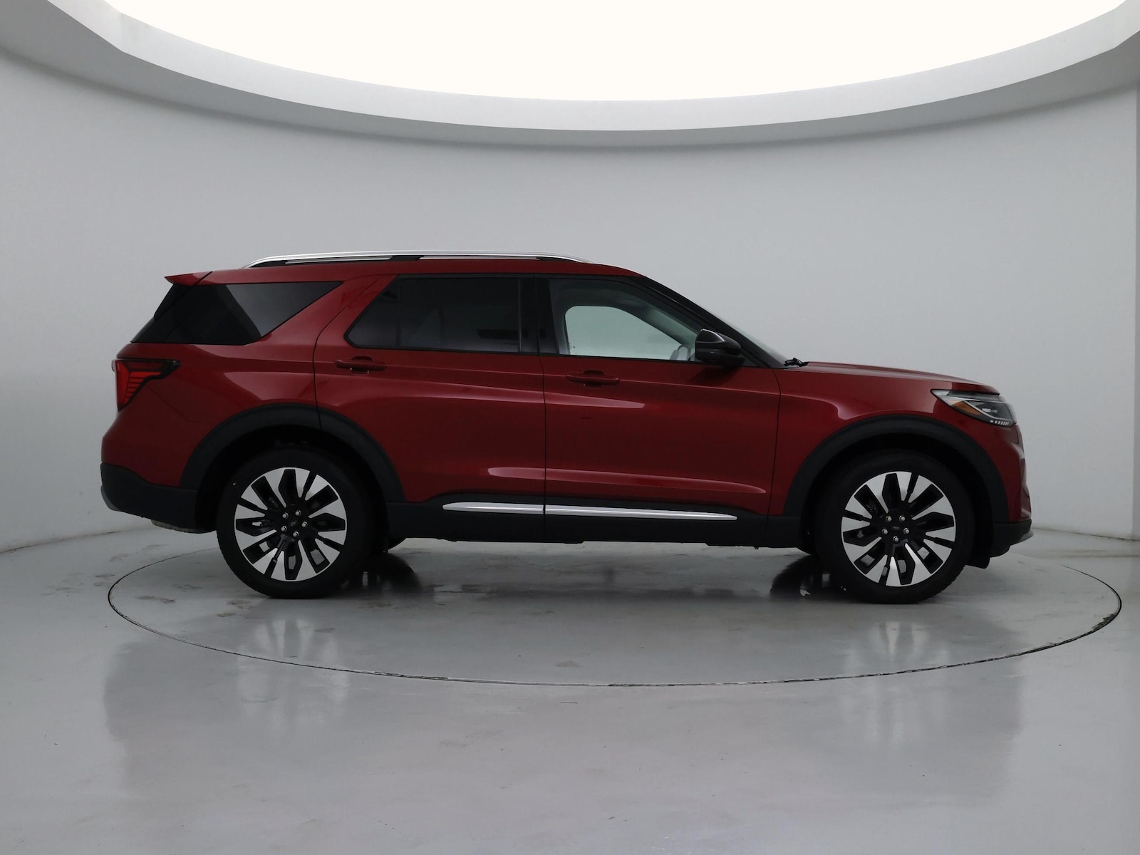 2026 Ford Explorer Platinum - Photo 8