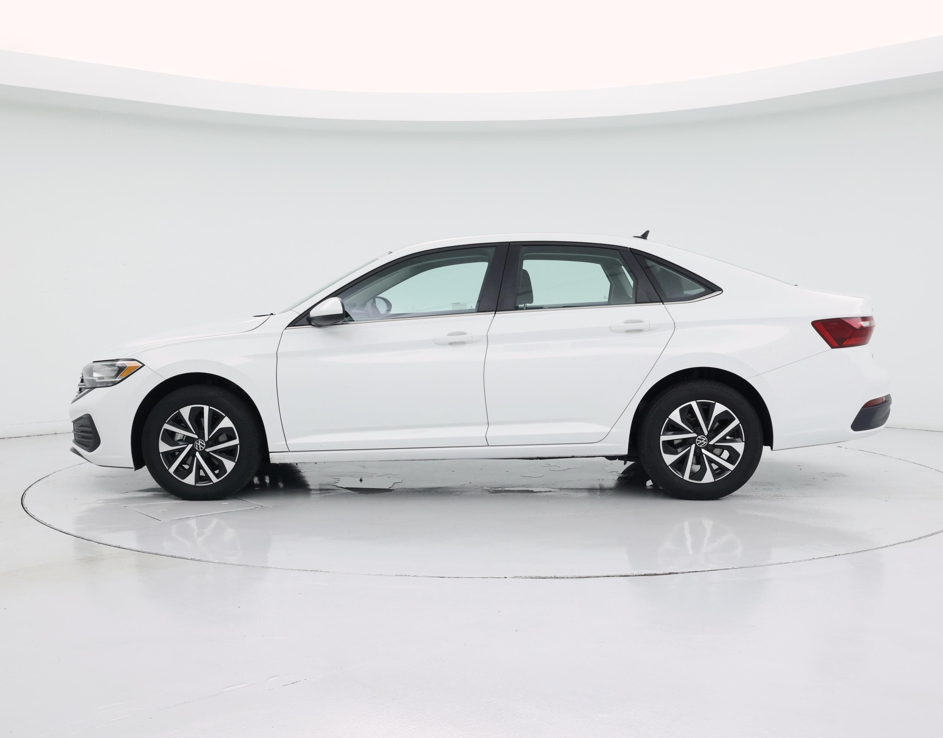 Thumbnail: 2022 Volkswagen Jetta - 3