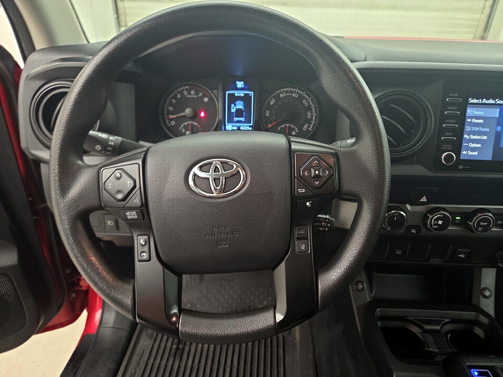 Thumbnail: 2022 Toyota Tacoma - 10