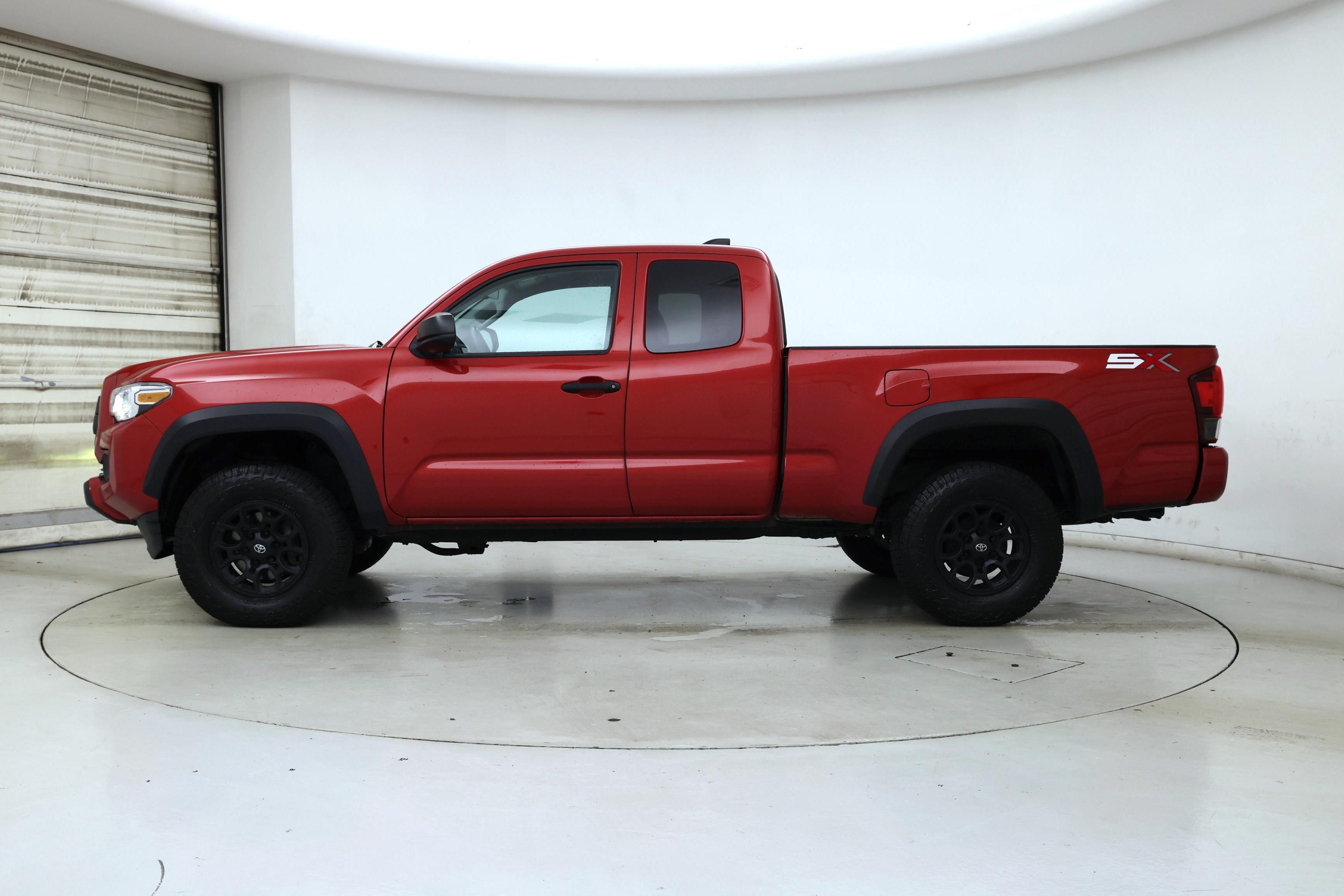 Thumbnail: 2022 Toyota Tacoma - 3