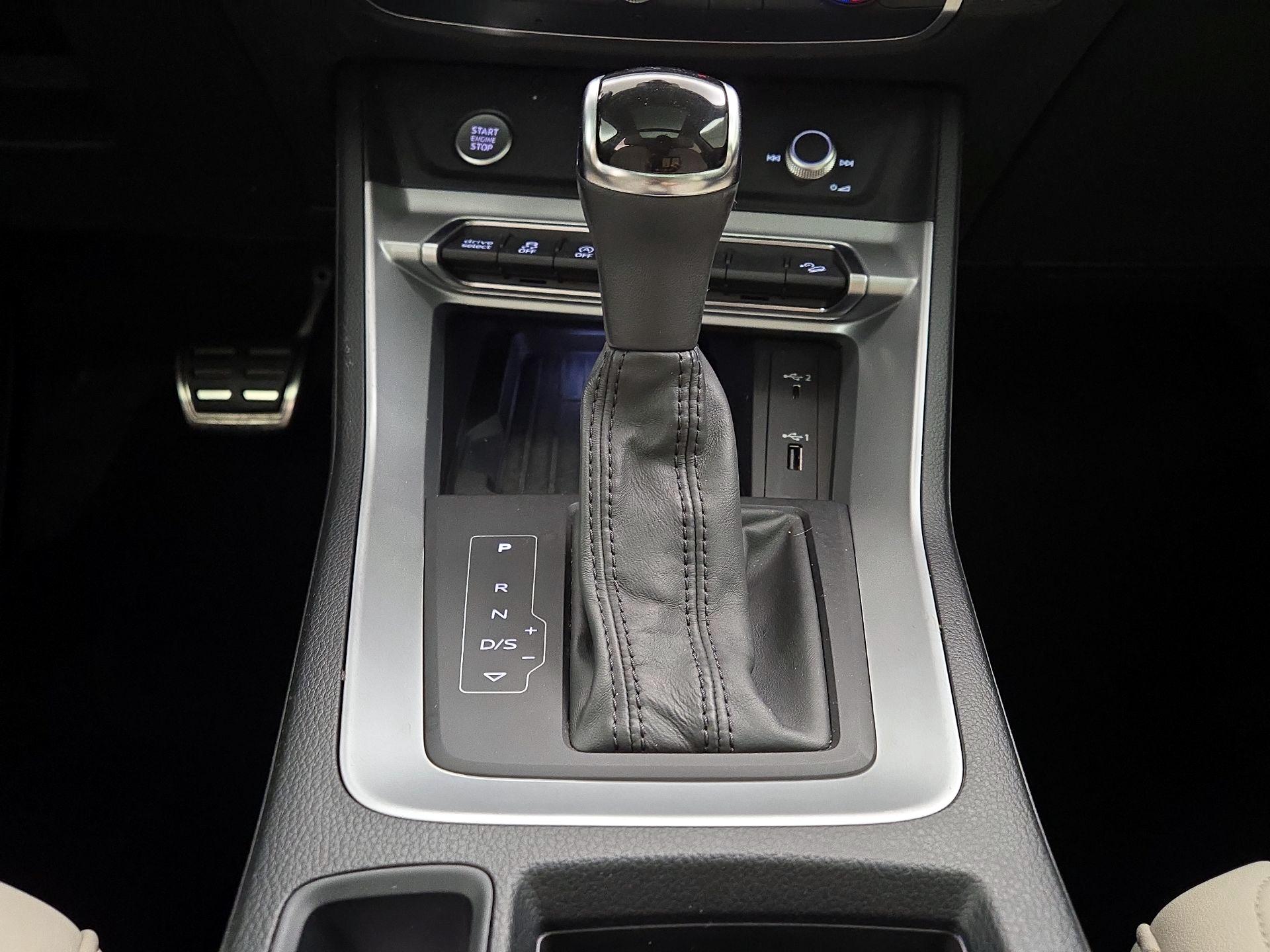 Thumbnail: 2020 Audi Q3 - 17